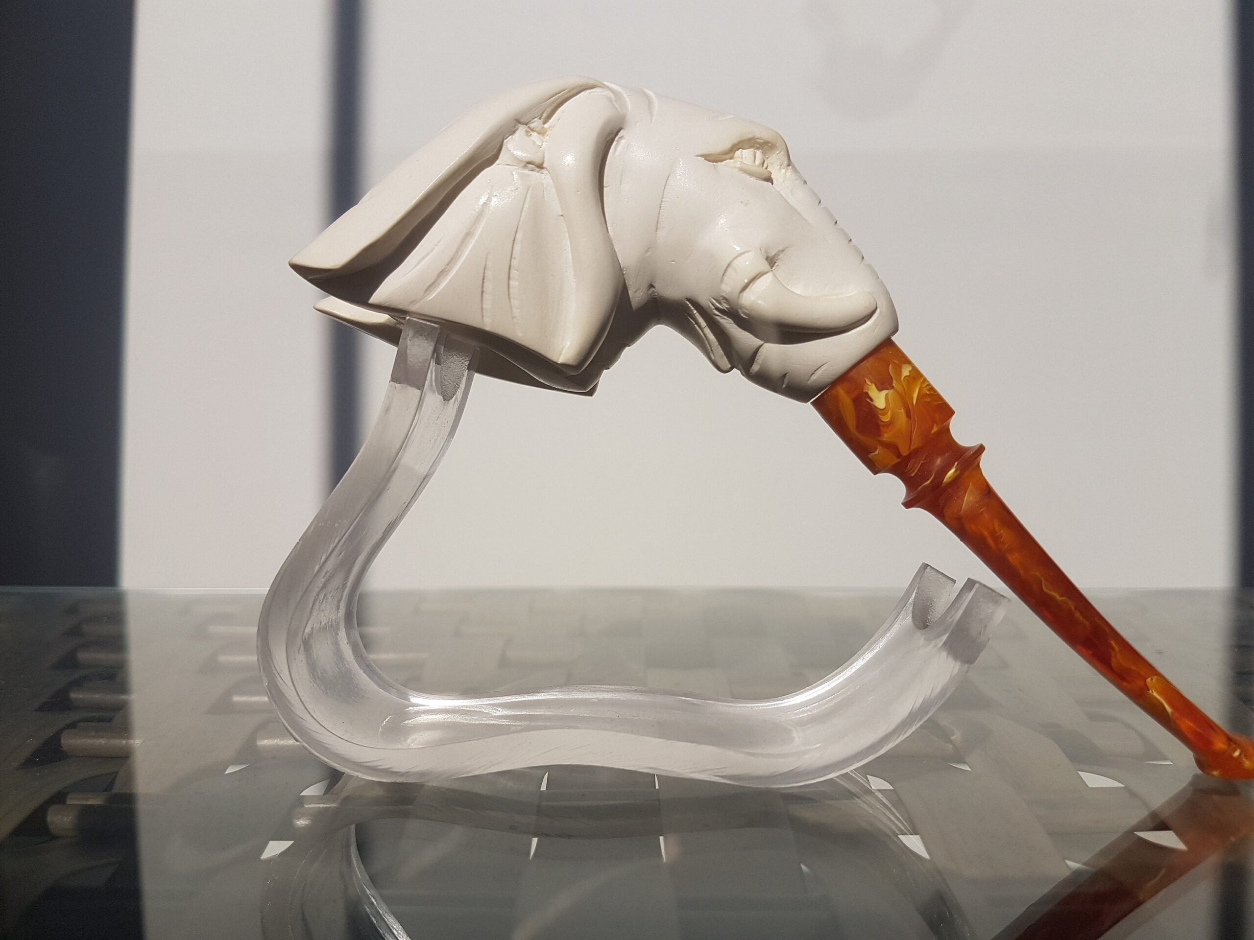 African elephant high quality block meerschaum pipes with its fitted case, Art,Smoking,Collection - Image 2