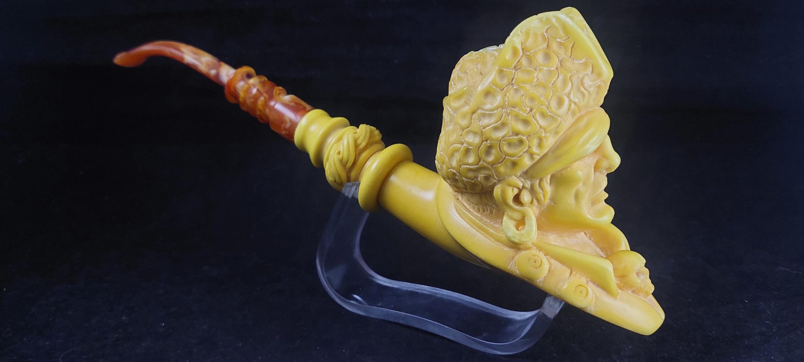 The special pirate meerschaum pipe, block meerschaum,Turkish meerschaum, Special meerschaum pipe design, hand carved meerschaum pipe