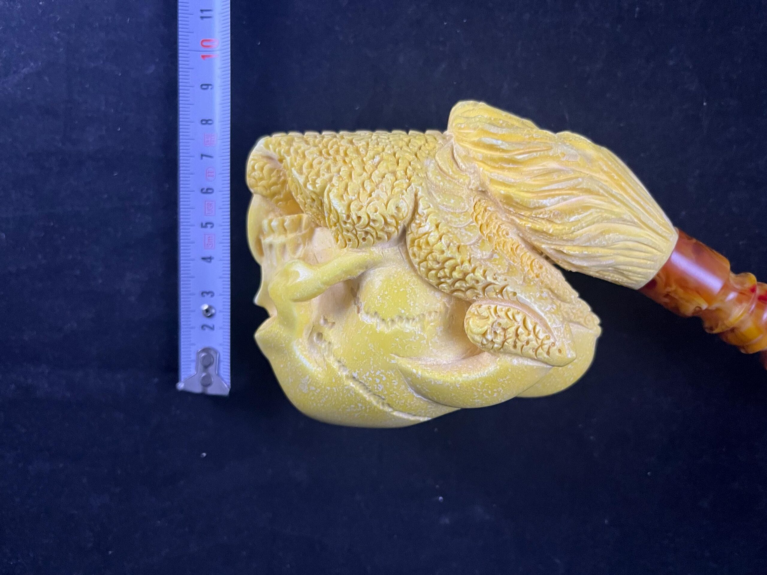 Skull & Dragon Claw Design, Unique Collectible Smoking Pipe - Image 4