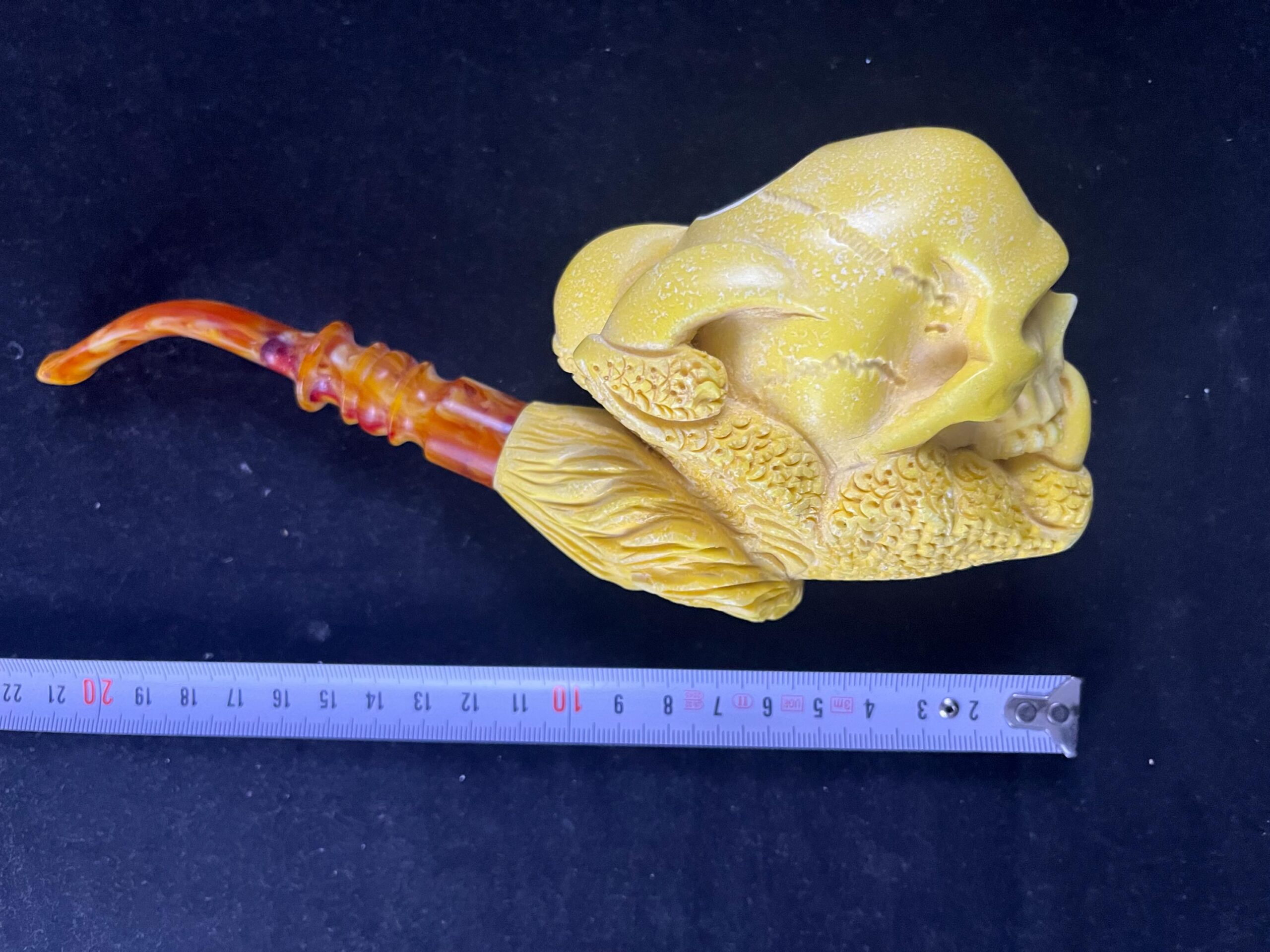 Skull & Dragon Claw Design, Unique Collectible Smoking Pipe - Image 3