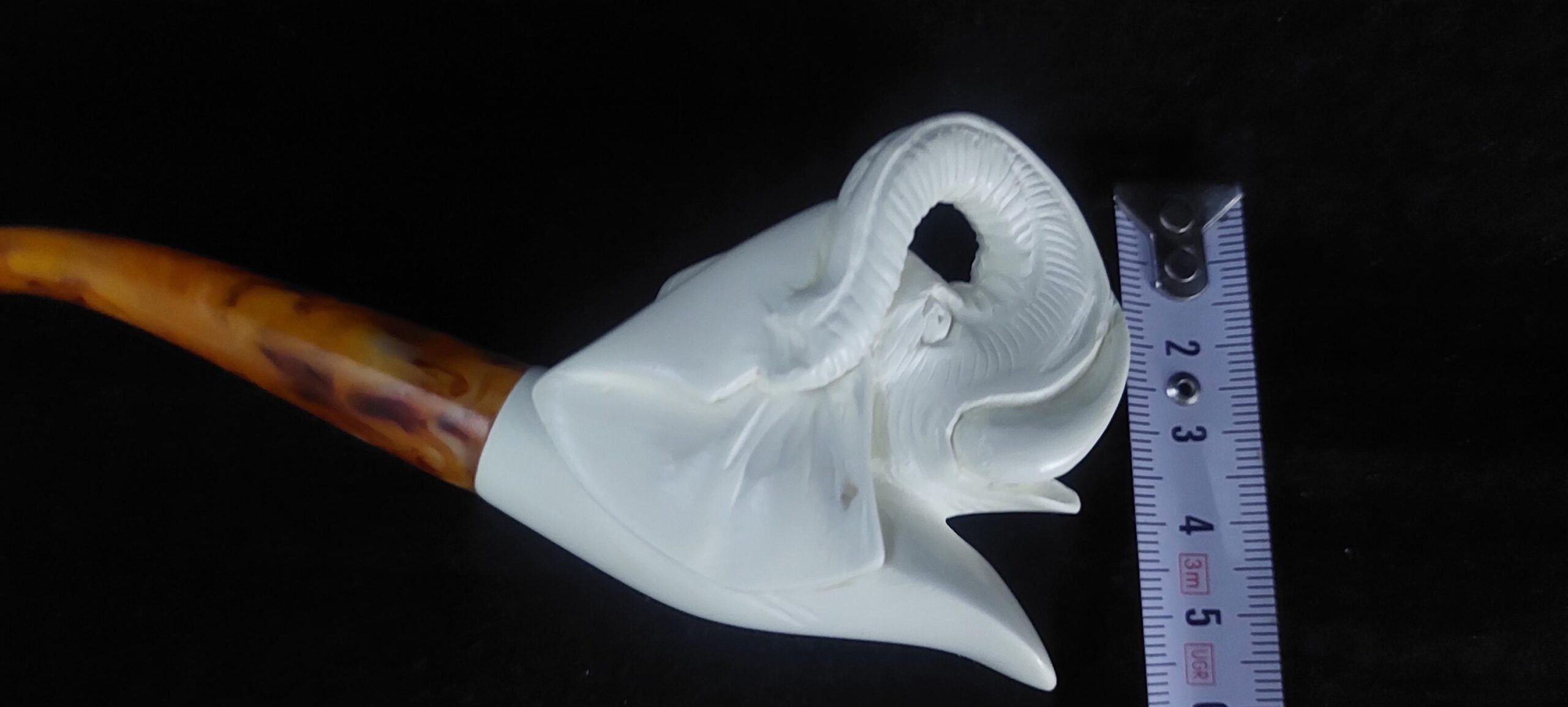 Majestic Elephant Head Pipe – Collector’s Unique Meerschaum Piece - Image 6