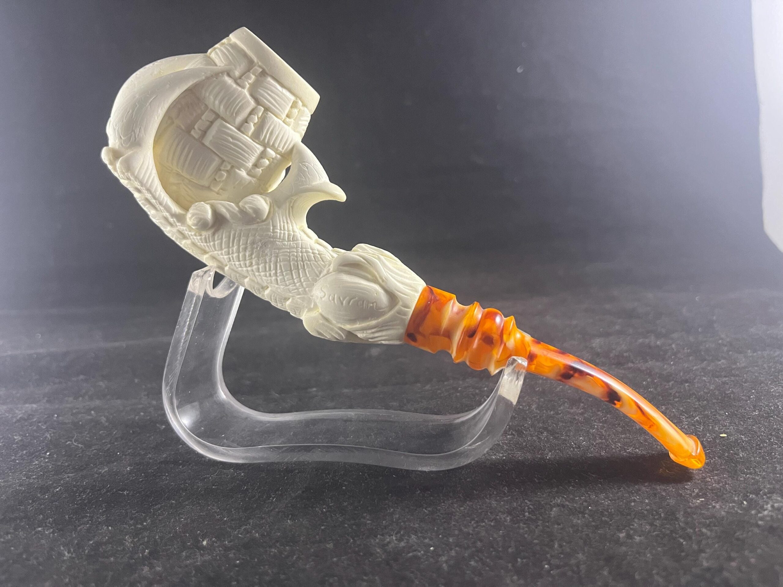 Unique Eagle Claw Meerschaum Pipe - Fantasy Style Pipe