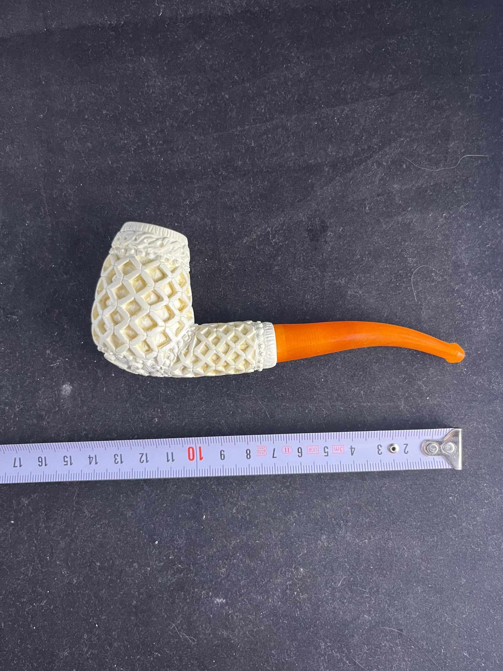Lattice Pattern Design, Smooth Draw Collectible Tobacco Pipe - Image 4