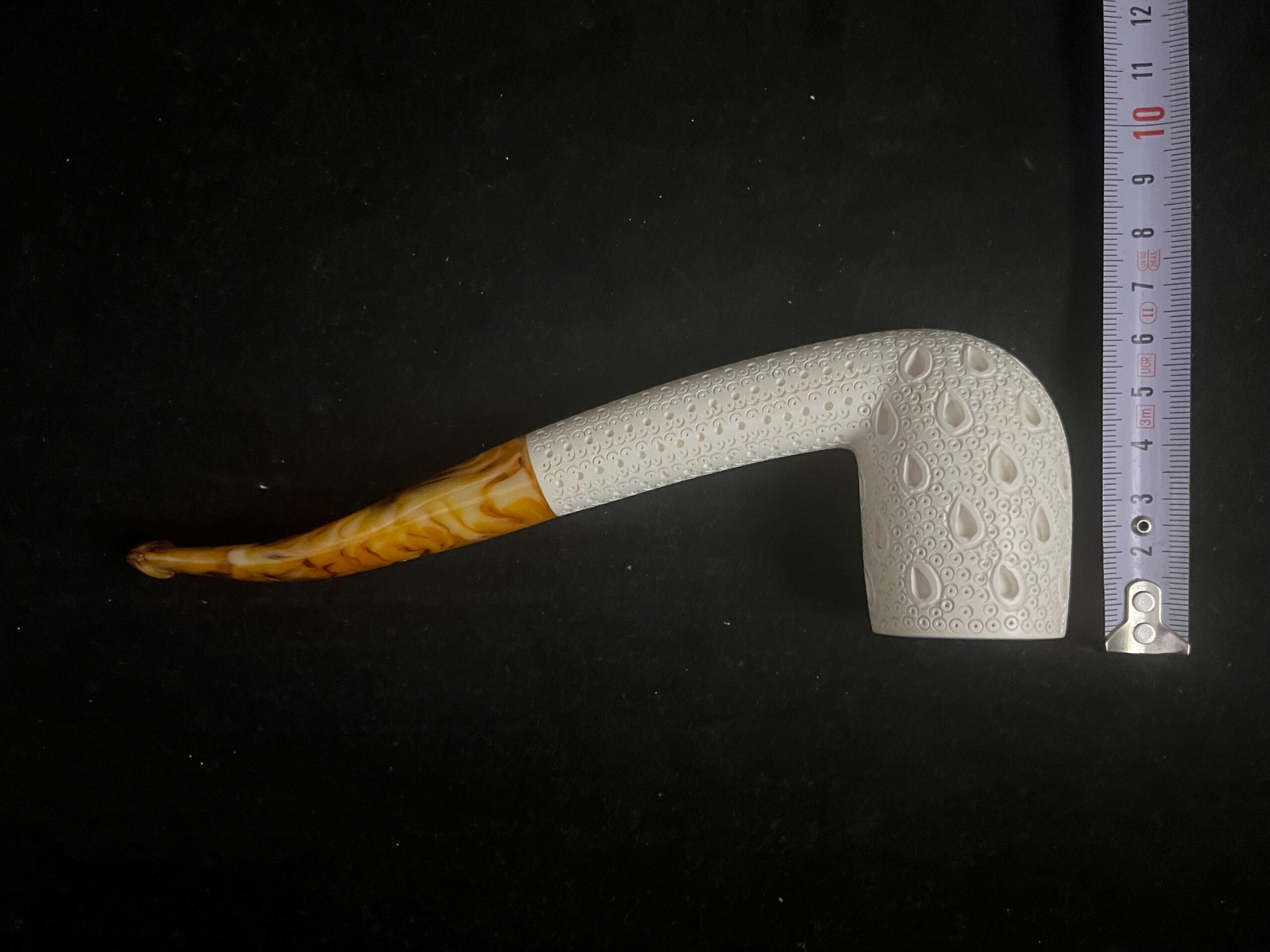 Drops of Elegance - Classic Meerschaum Pipe with Teardrop Carving – Collector’s Choice - Image 6