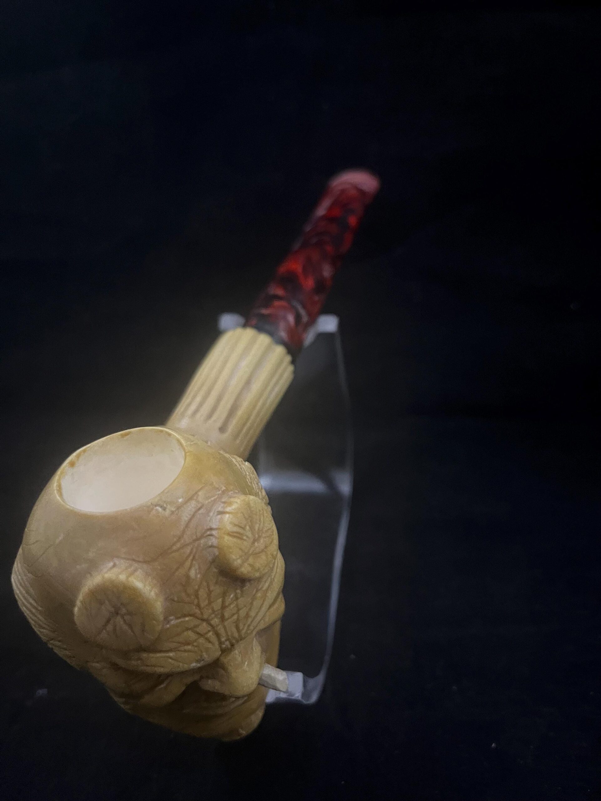 From Hell with Smoke – Hand Carved Pipe - Hornless, Fearless – Hellboy Meerschaum Pipe - Image 3