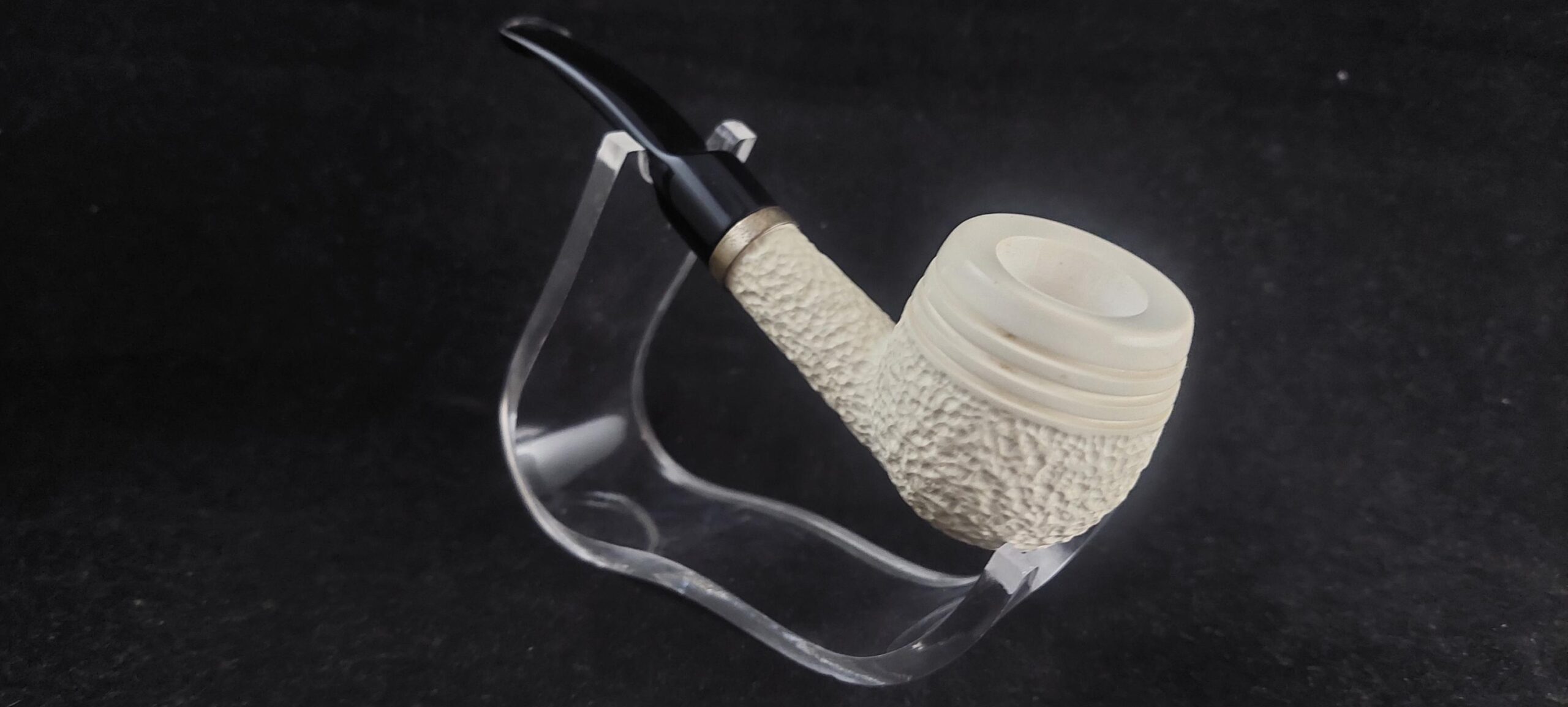 Textured Meerschaum Pipe – Handmade Rustic Design with Black Stem