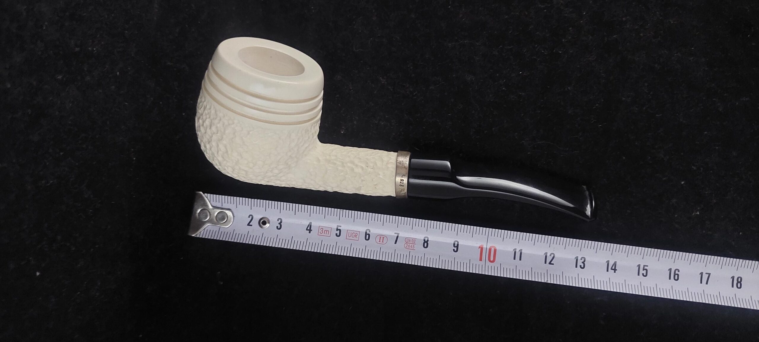Textured Meerschaum Pipe – Handmade Rustic Design with Black Stem - Image 7