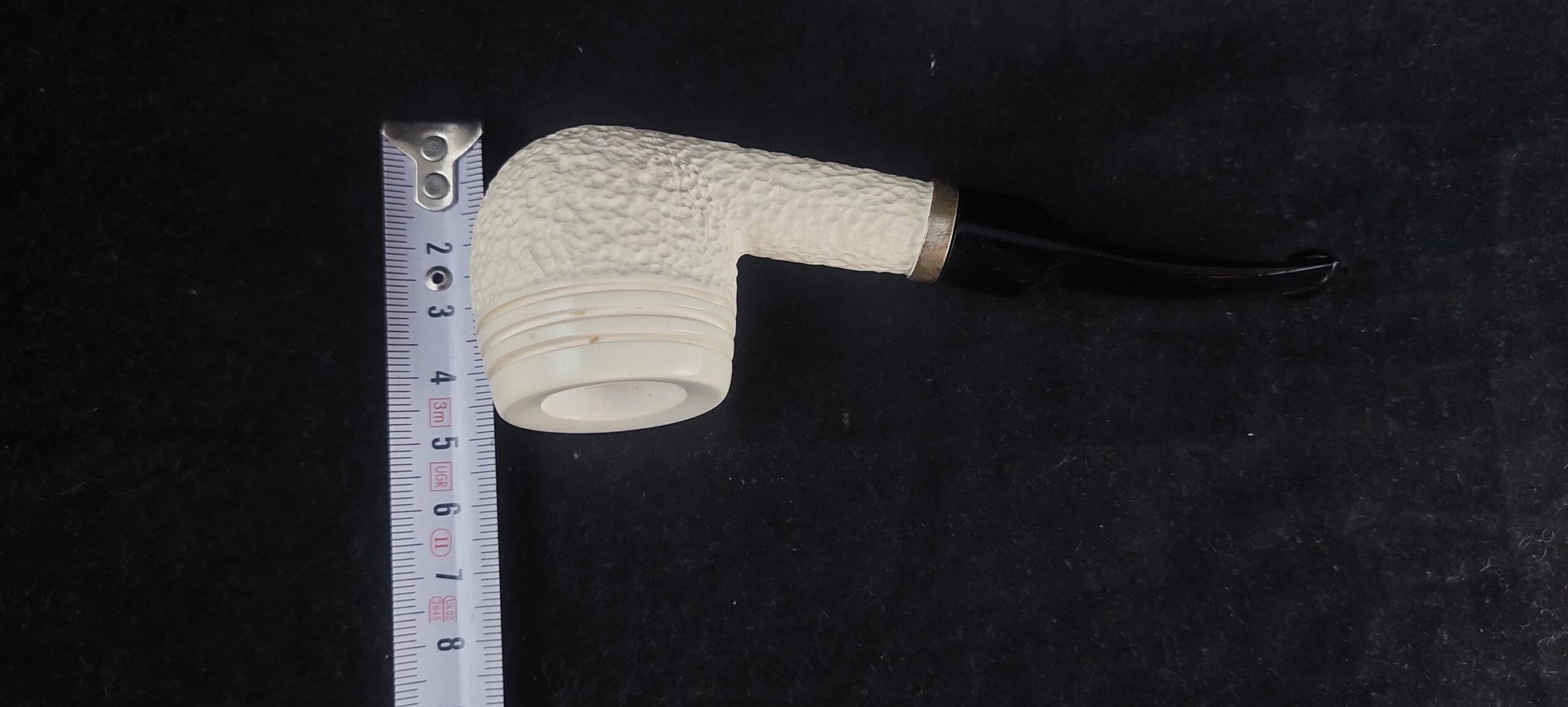 Textured Meerschaum Pipe – Handmade Rustic Design with Black Stem - Image 10