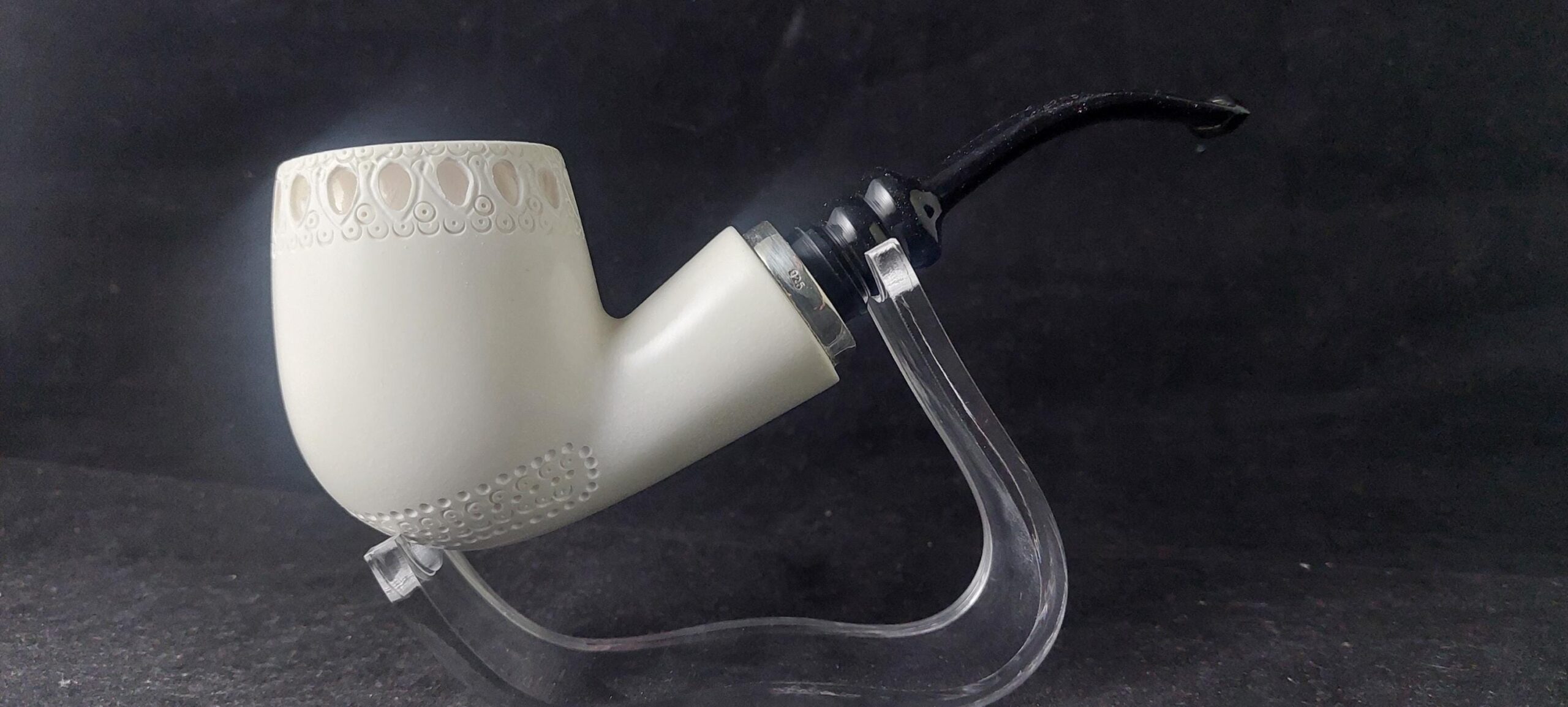 Elegant Meerschaum Pipe – Smoking Room with 925 Sterling Silver Ring & Acrylic Stem - Image 4