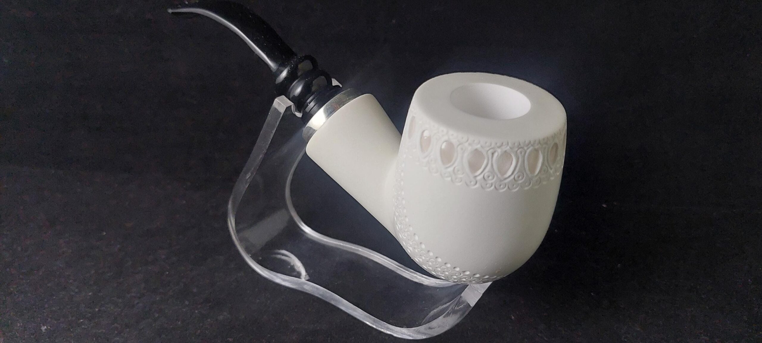Elegant Meerschaum Pipe – Smoking Room with 925 Sterling Silver Ring & Acrylic Stem - Image 5