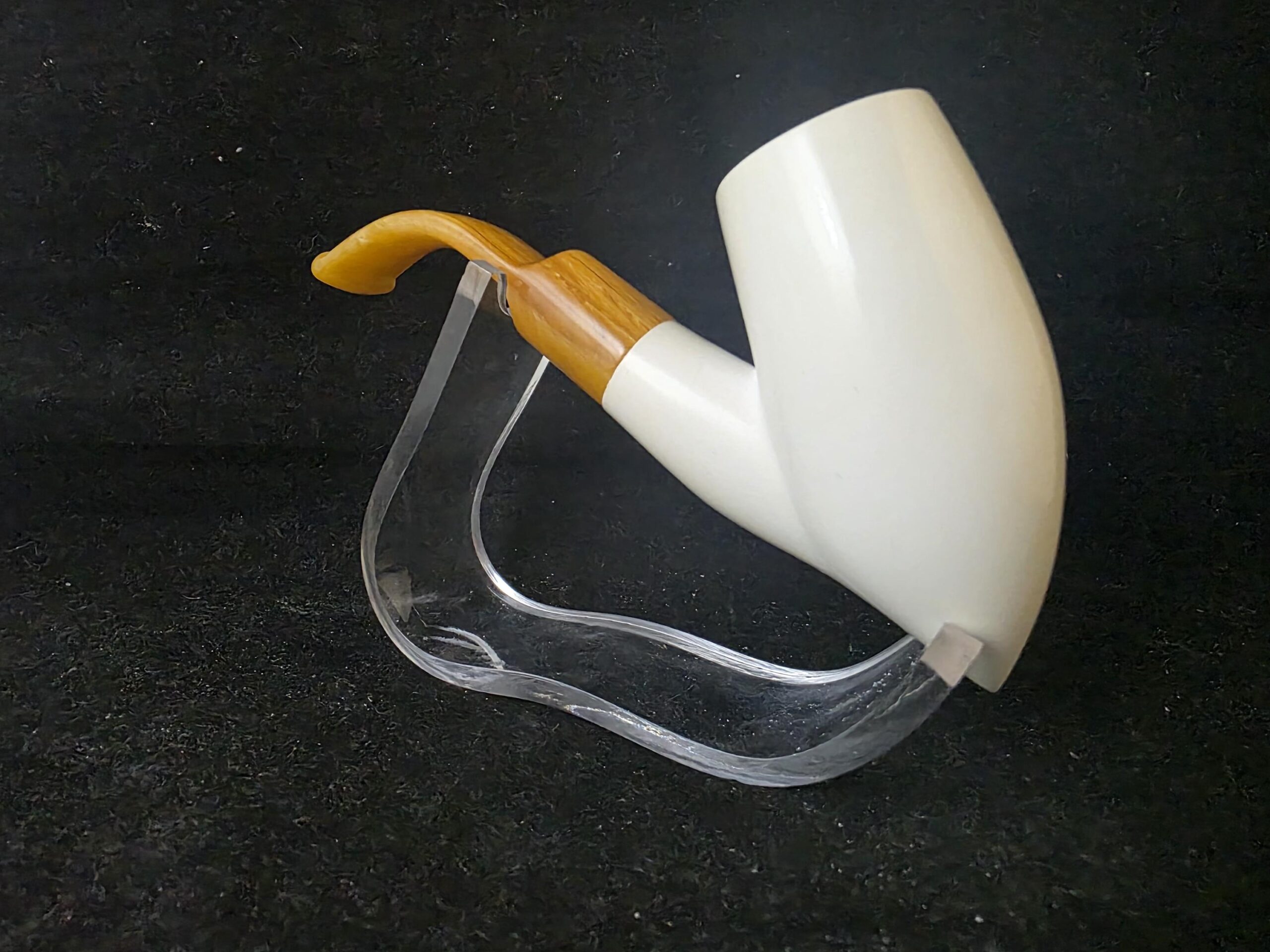 Free style hammer model meerschaum pipe with acrylic stem and deep bowl