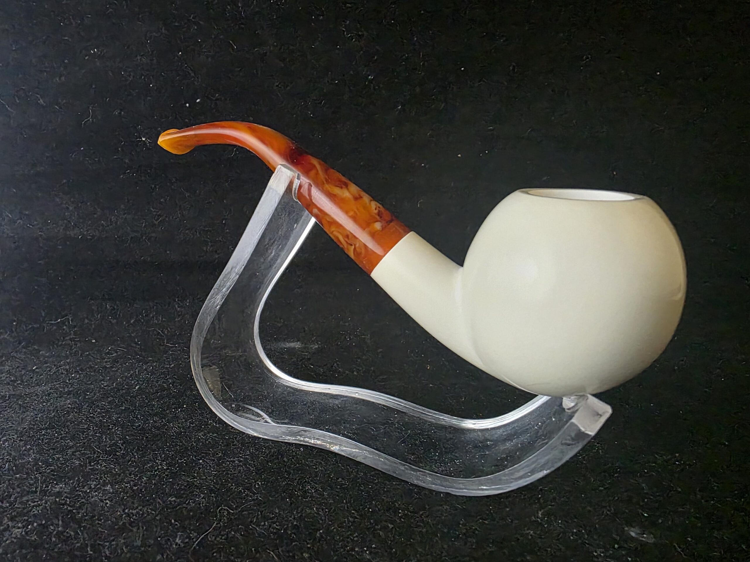 SmoothApple model meerschaum pipe with deep bowl - Image 6