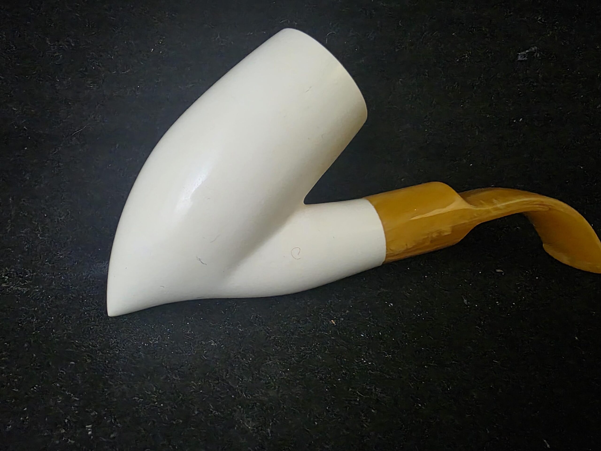 Free style hammer model meerschaum pipe with acrylic stem and deep bowl - Image 9