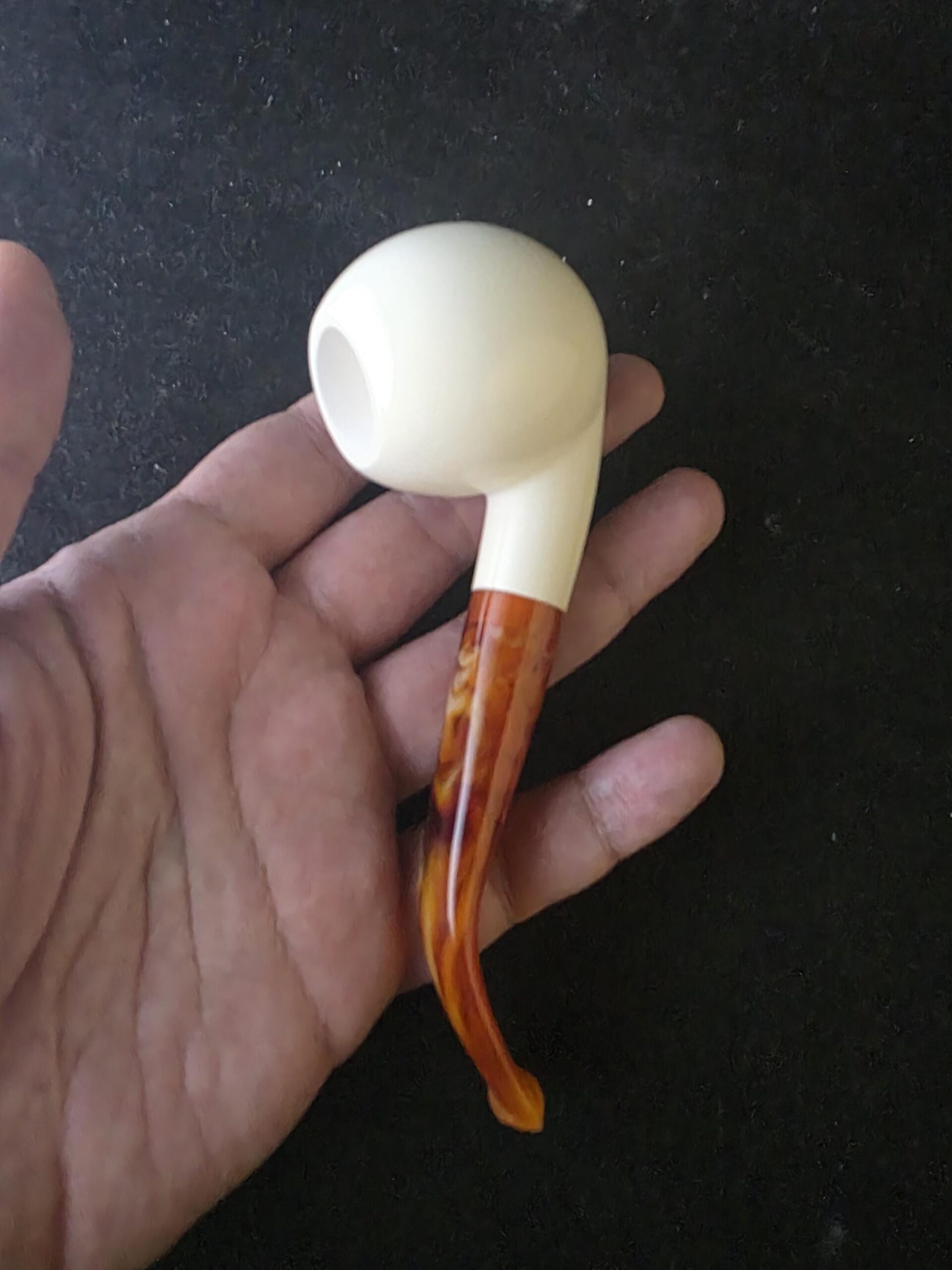 SmoothApple model meerschaum pipe with deep bowl - Image 8
