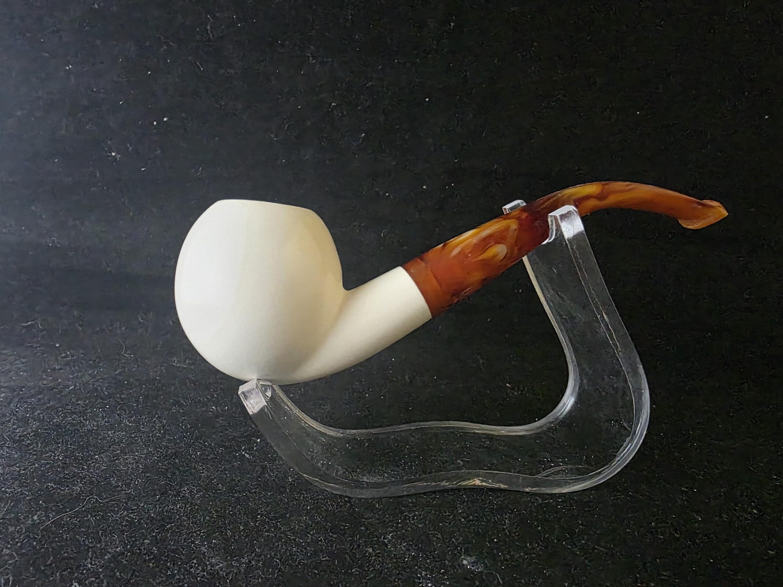 SmoothApple model meerschaum pipe with deep bowl - Image 3