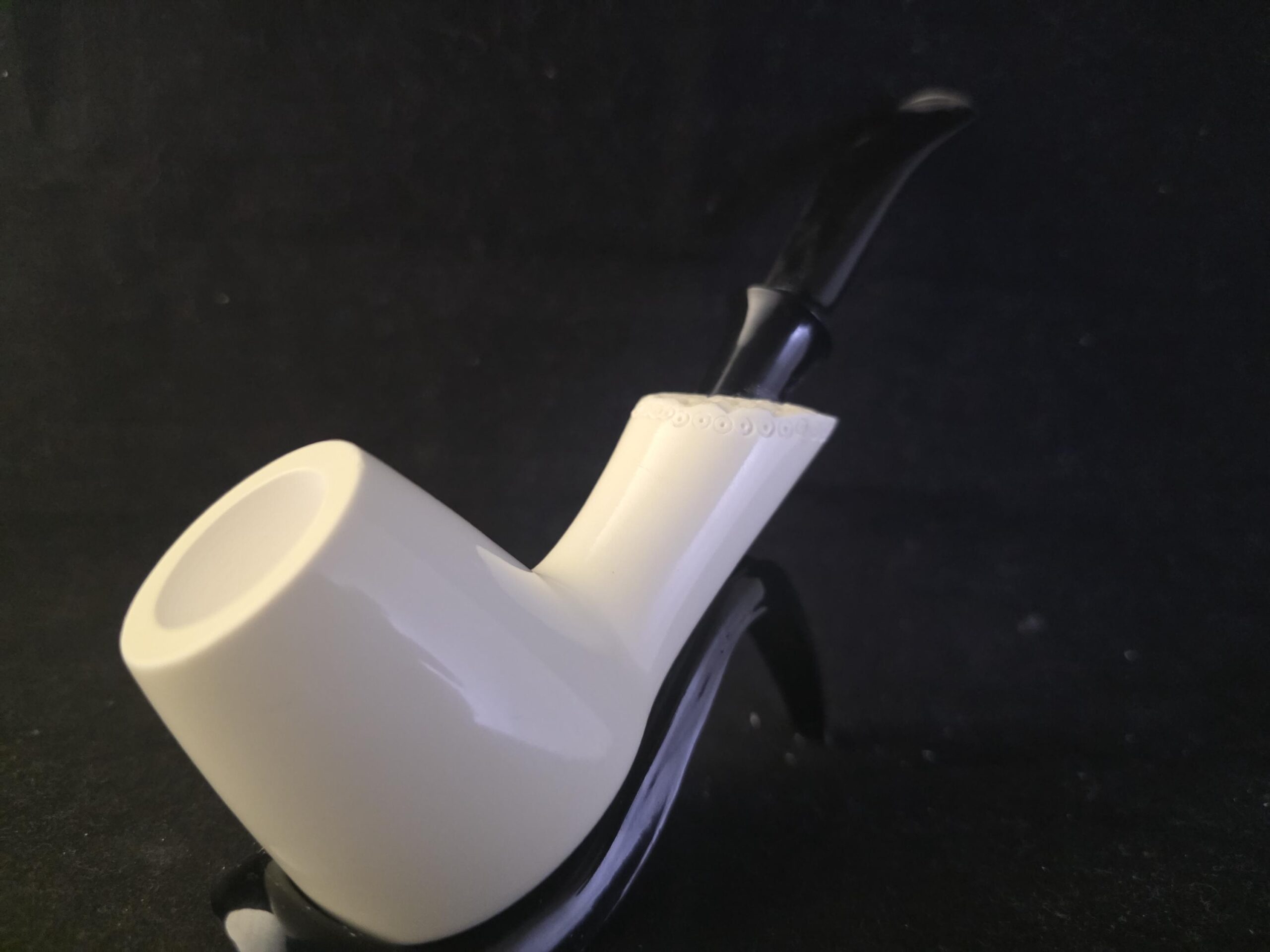 Hand Carved Turkish Meerschaum Free Style Pipe – Original Design Smoking Pipe with Acrylic Stem - Image 2