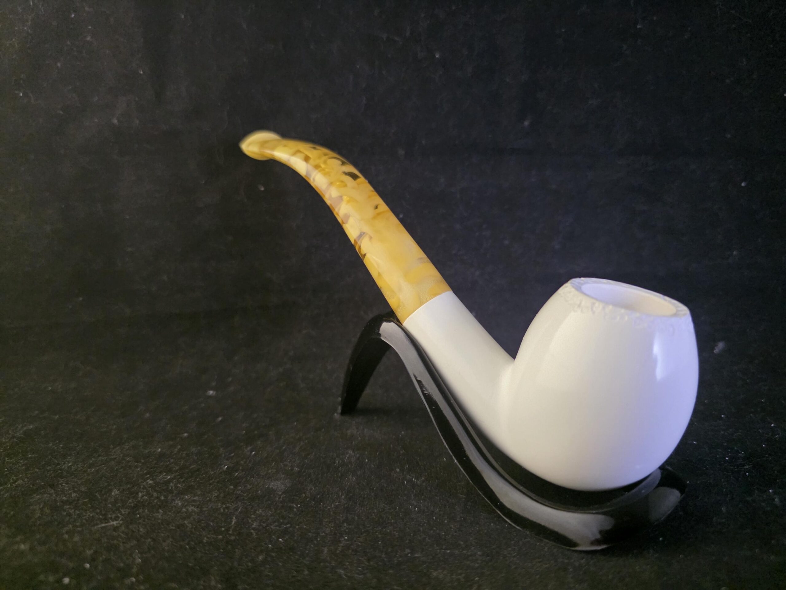 Smooth Apple Turkish Meerschaum Pipe – Lightweight Smoking Pipe with Acrylic Stem - Image 2