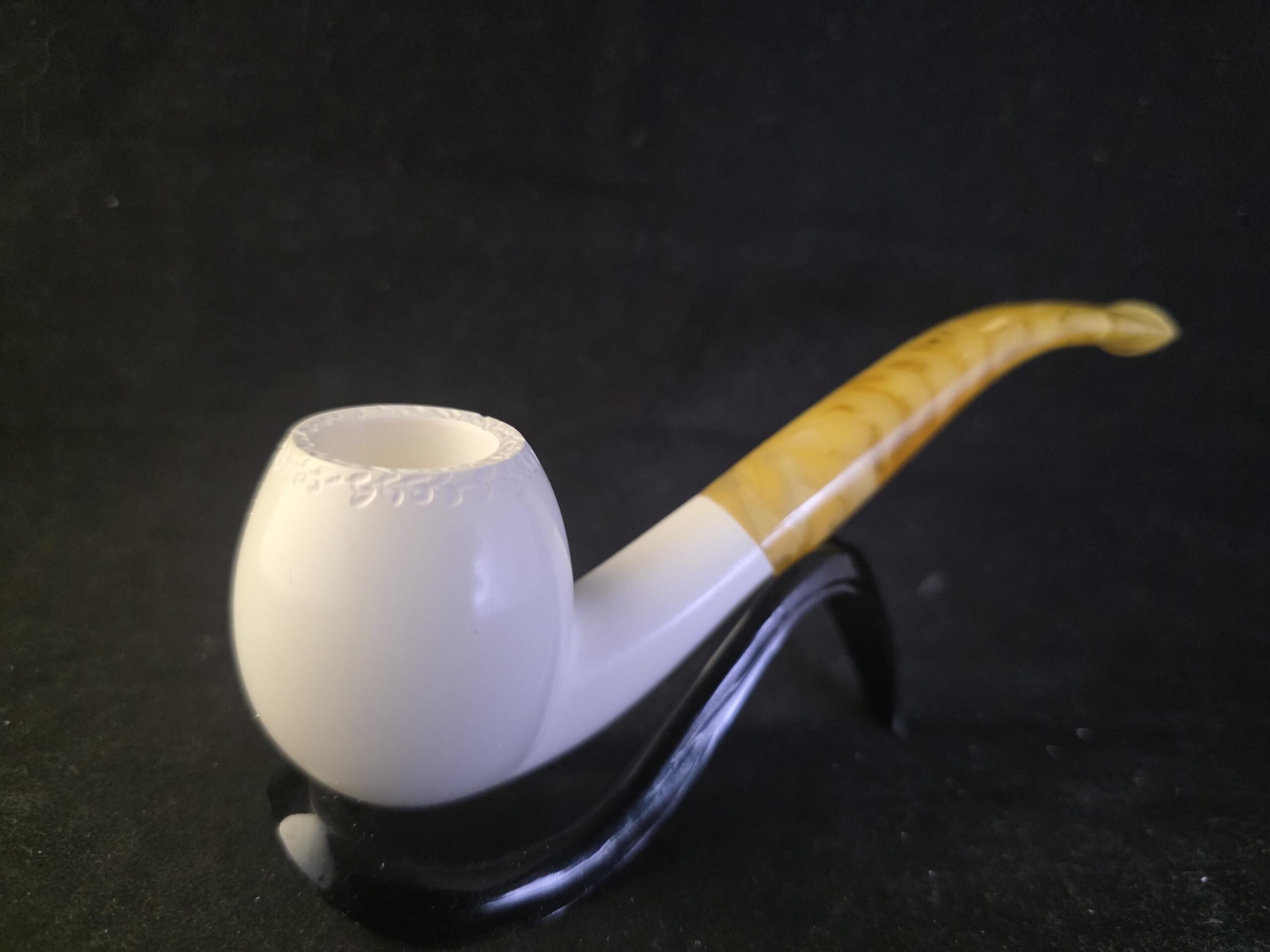 Smooth Apple Turkish Meerschaum Pipe – Lightweight Smoking Pipe with Acrylic Stem - Image 3
