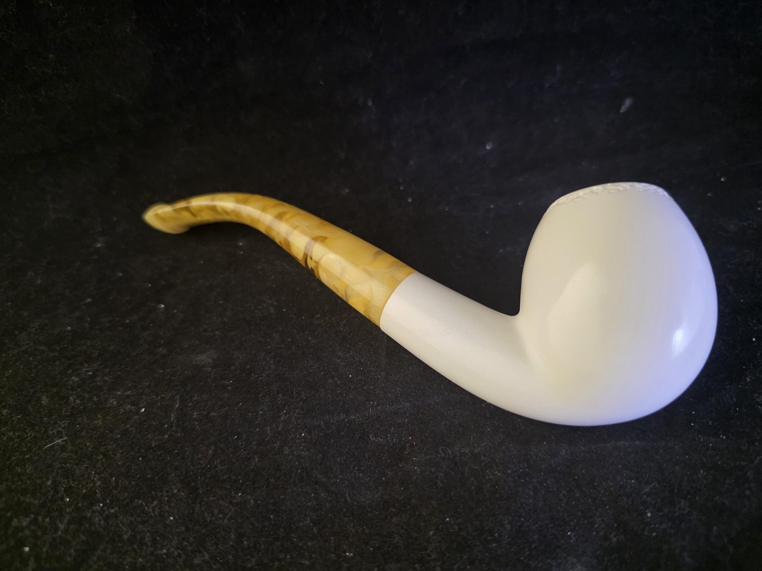 Smooth Apple Turkish Meerschaum Pipe – Lightweight Smoking Pipe with Acrylic Stem - Image 9