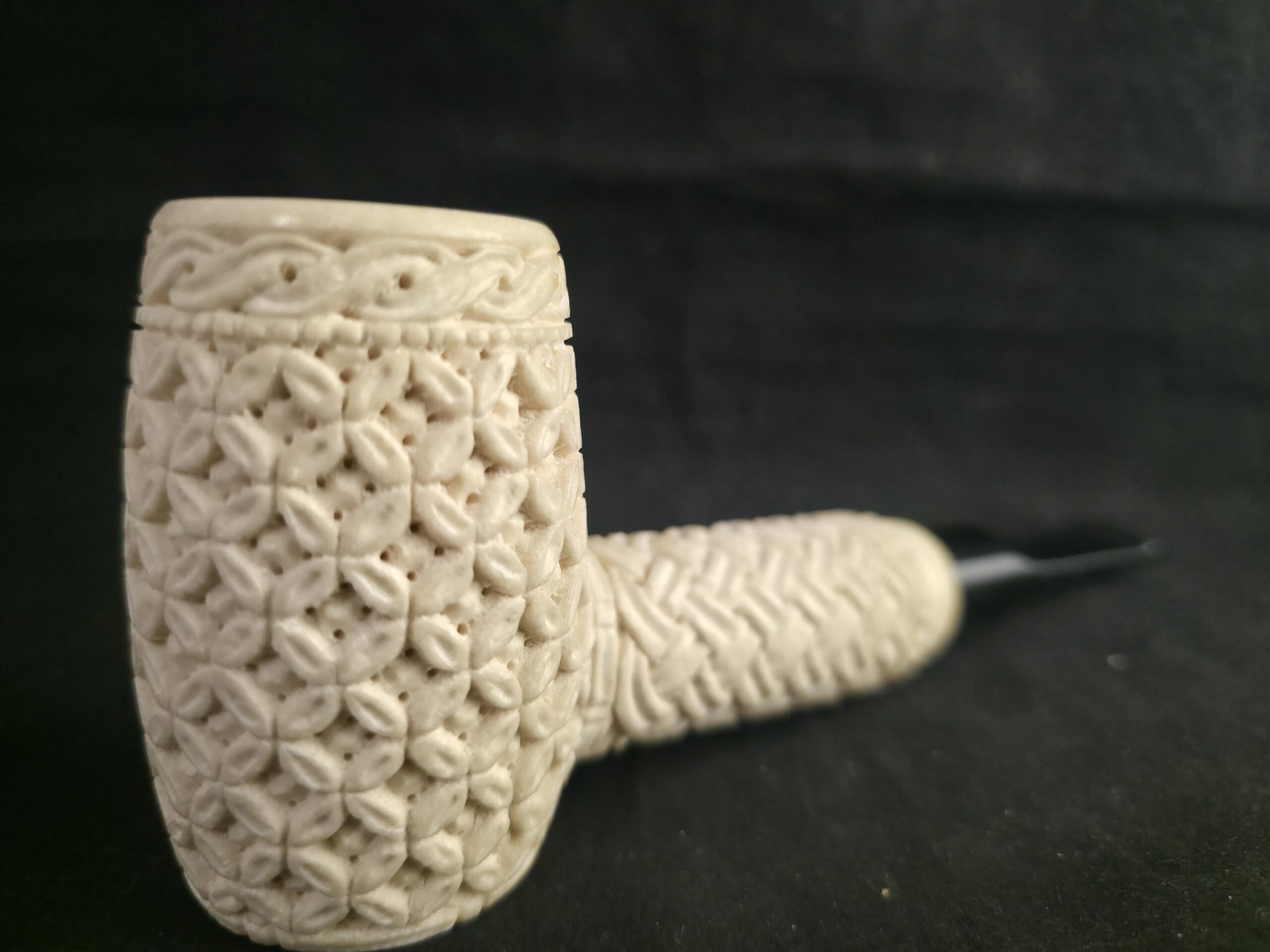 Special Depicted Meerschaum Pipe with Acrylic Stem, Premium Meerschaum Pipe - Image 9