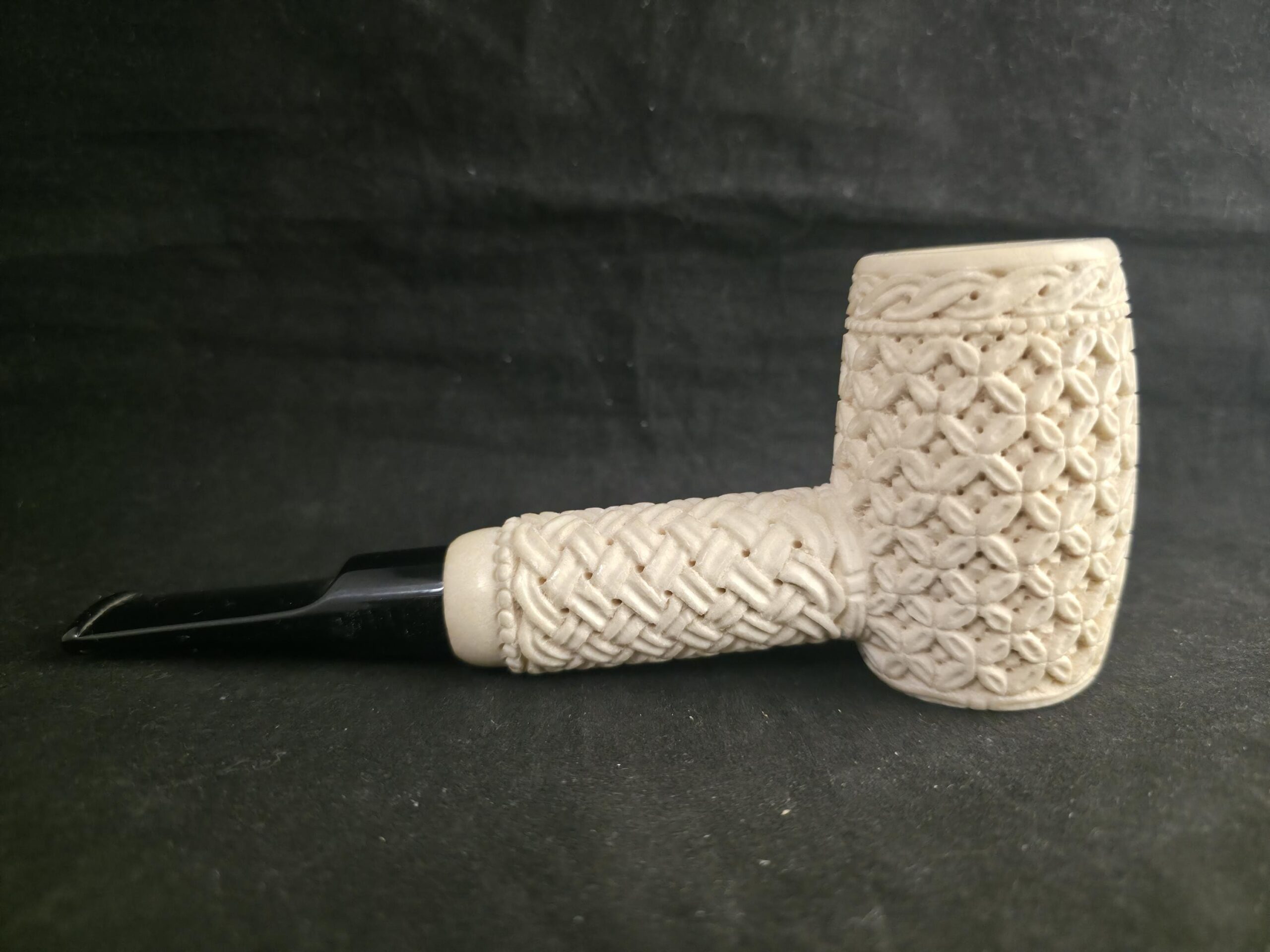 Special Depicted Meerschaum Pipe with Acrylic Stem, Premium Meerschaum Pipe - Image 7