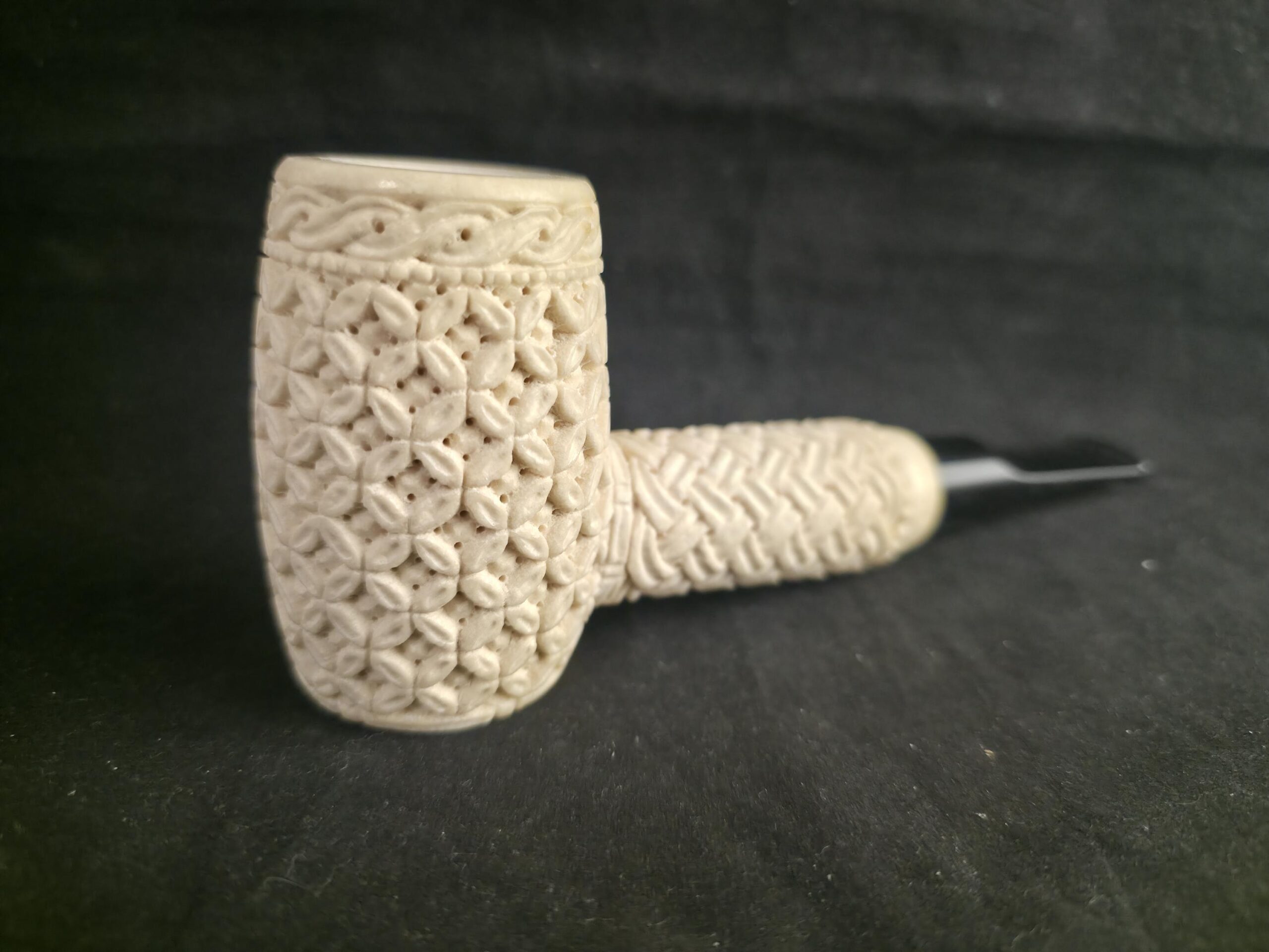Special Depicted Meerschaum Pipe with Acrylic Stem, Premium Meerschaum Pipe - Image 6