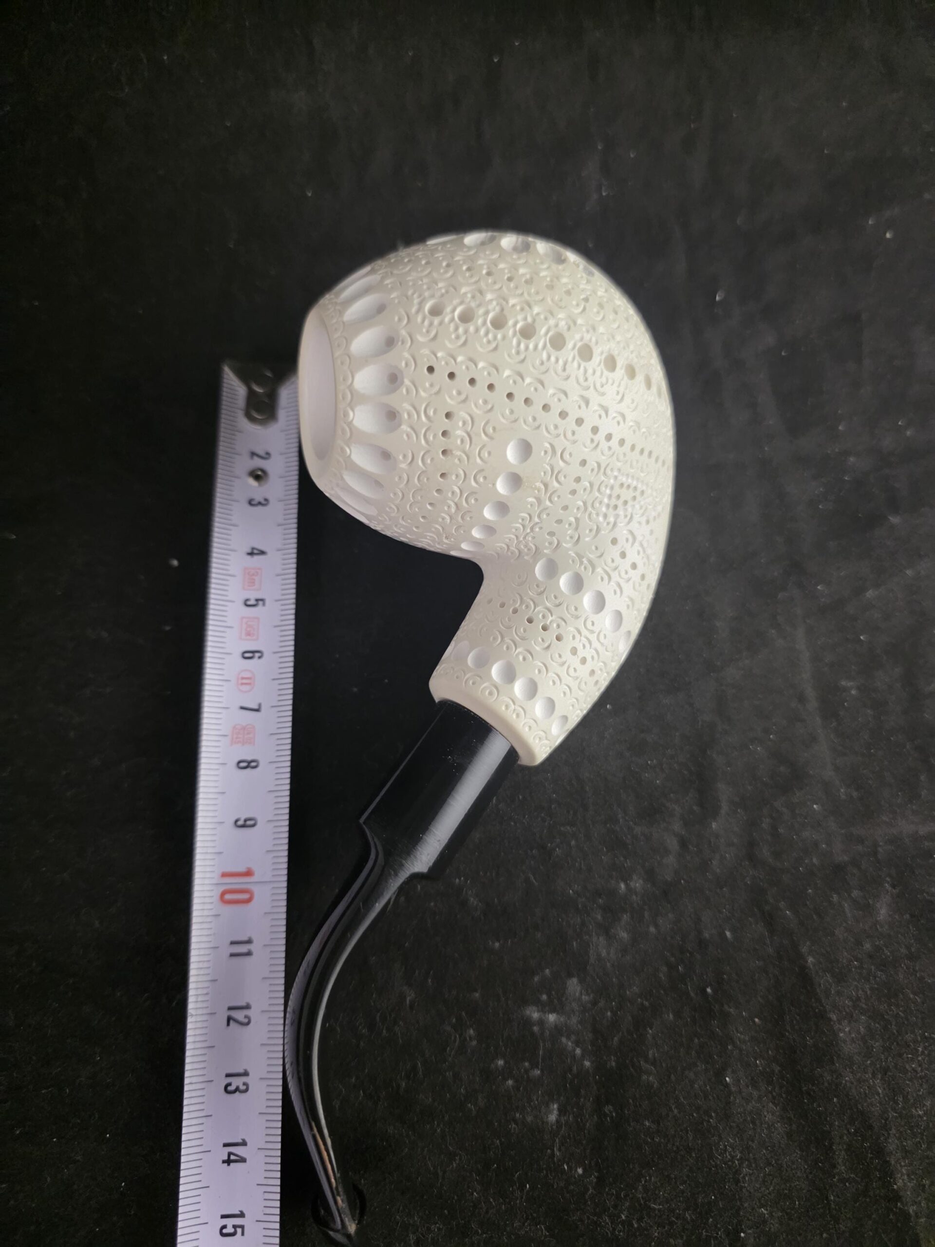 Depicted Apple Model Meerschaum Pipe with Acrylic Stem - Image 8