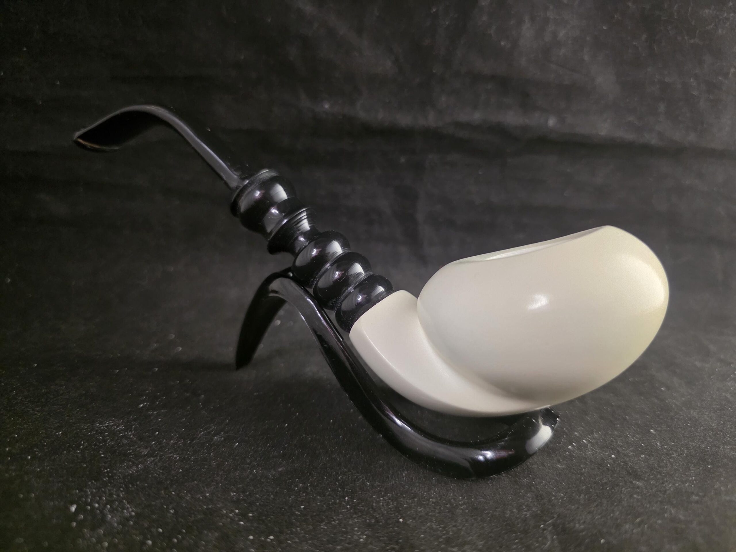 Free Design Apple Shape Meerschaum Pipe with acrylic stem