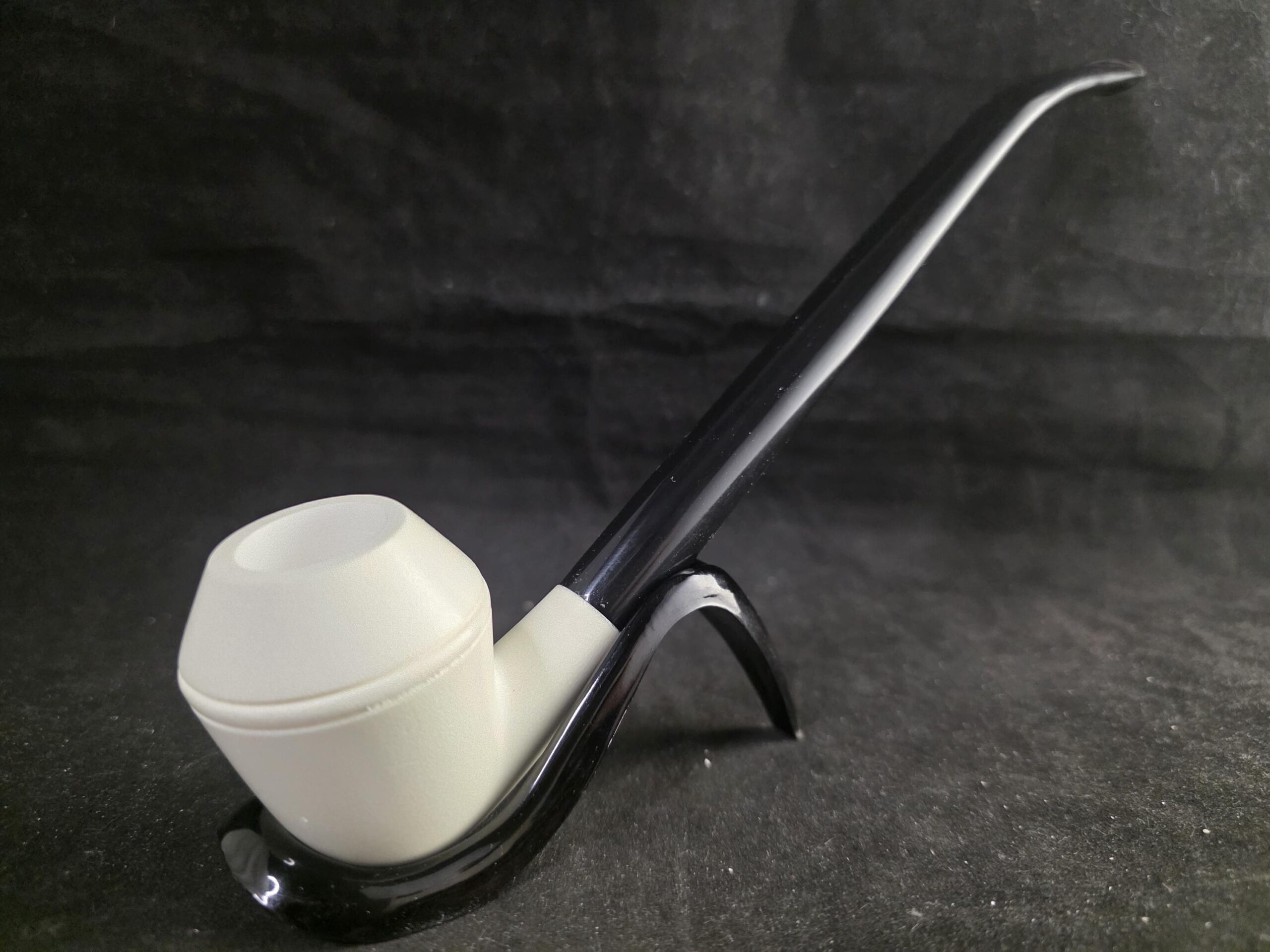 Bulldog Churchwarden Meerschaum Pipe with Acrylic Stem - Image 3