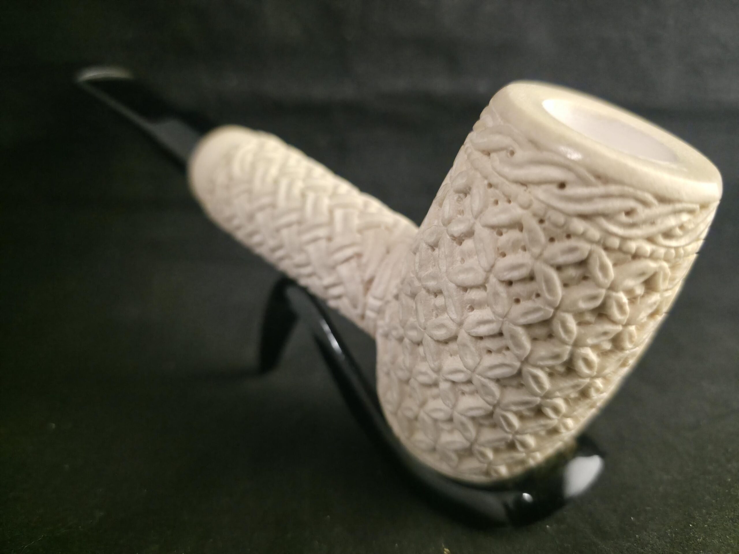 Special Depicted Meerschaum Pipe with Acrylic Stem, Premium Meerschaum Pipe - Image 4