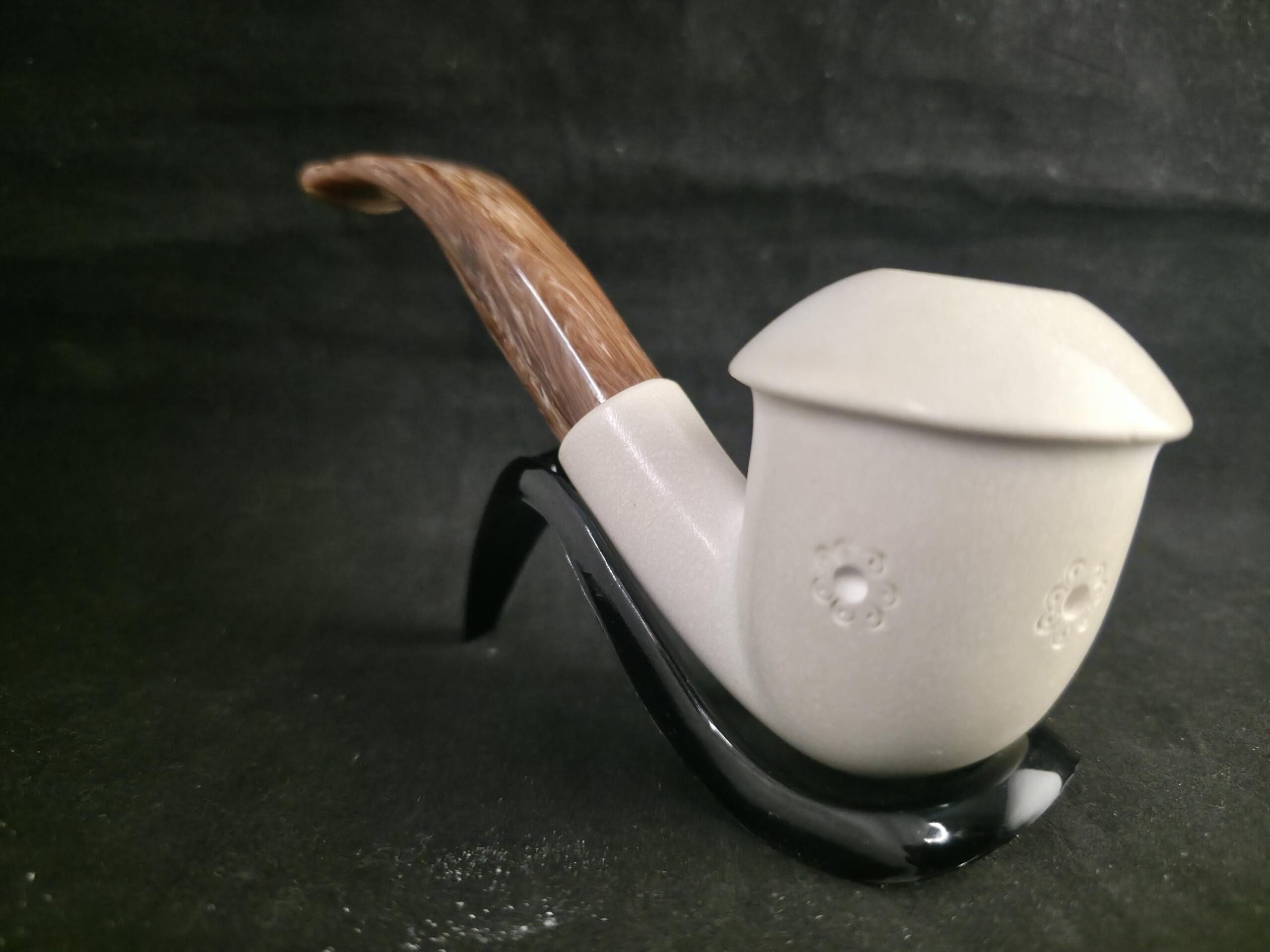 Calabash Meerschaum Pipe with acrylic Stem and filter - Image 6