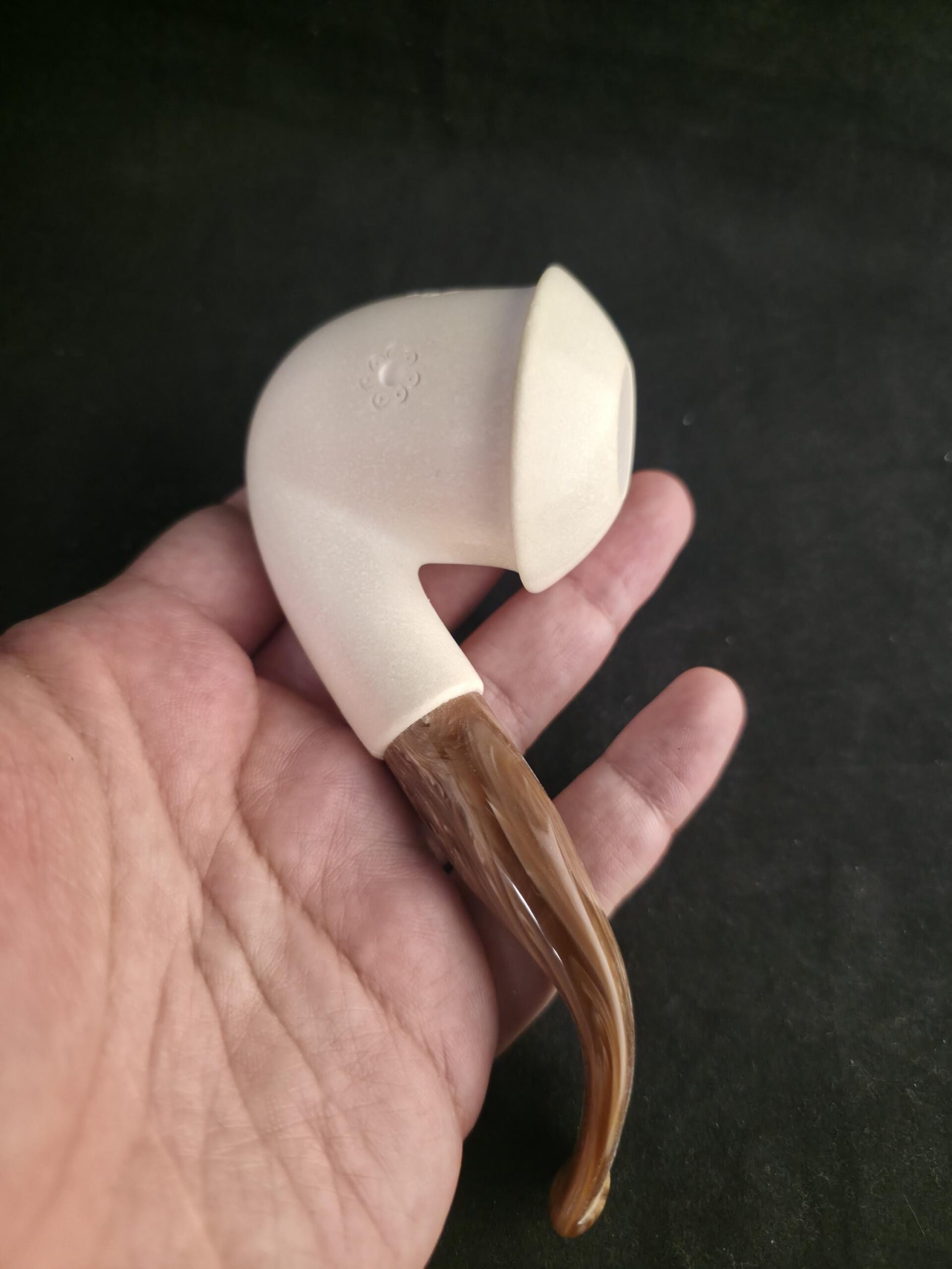 Calabash Meerschaum Pipe with acrylic Stem and filter - Image 10