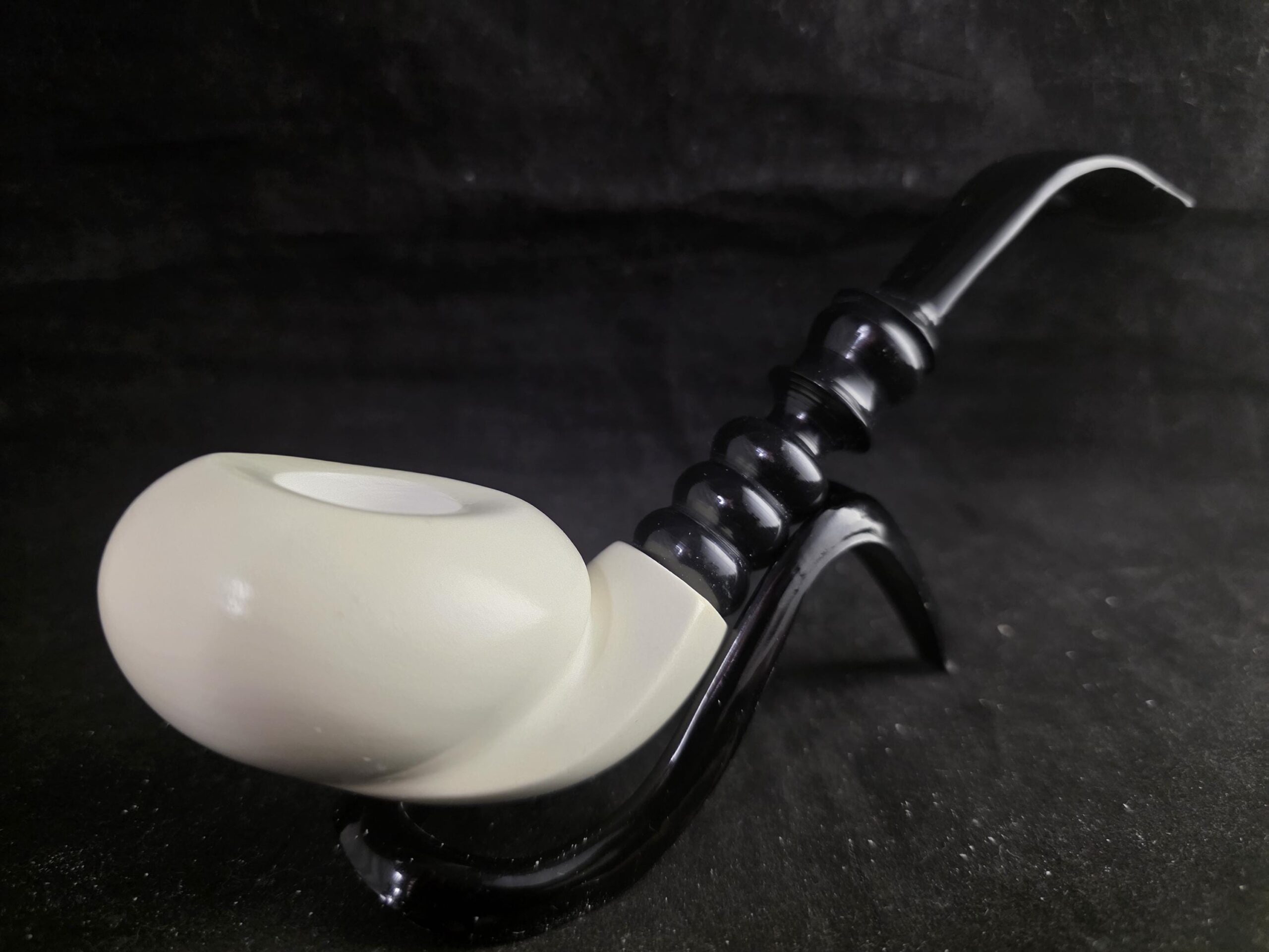 Free Design Apple Shape Meerschaum Pipe with acrylic stem - Image 6