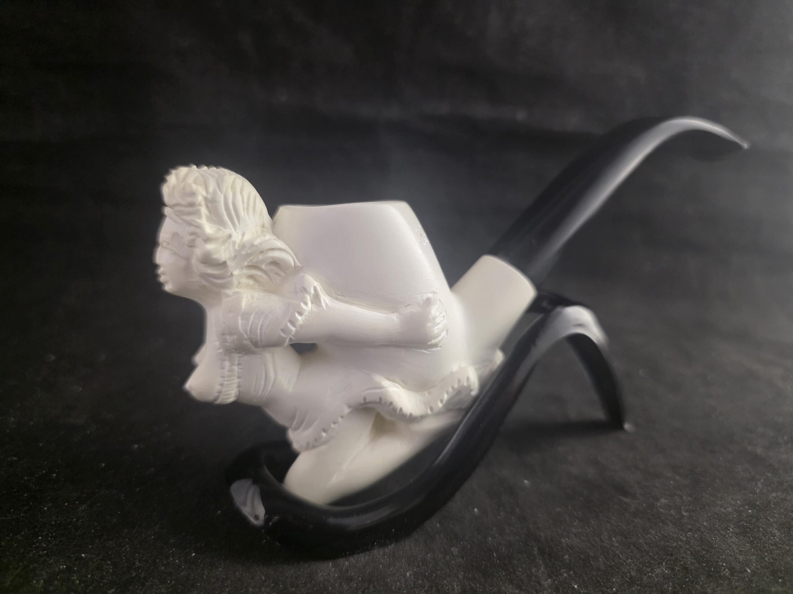Pretty Lady Meerschaum Pipe with Acrylic Stem - Image 4