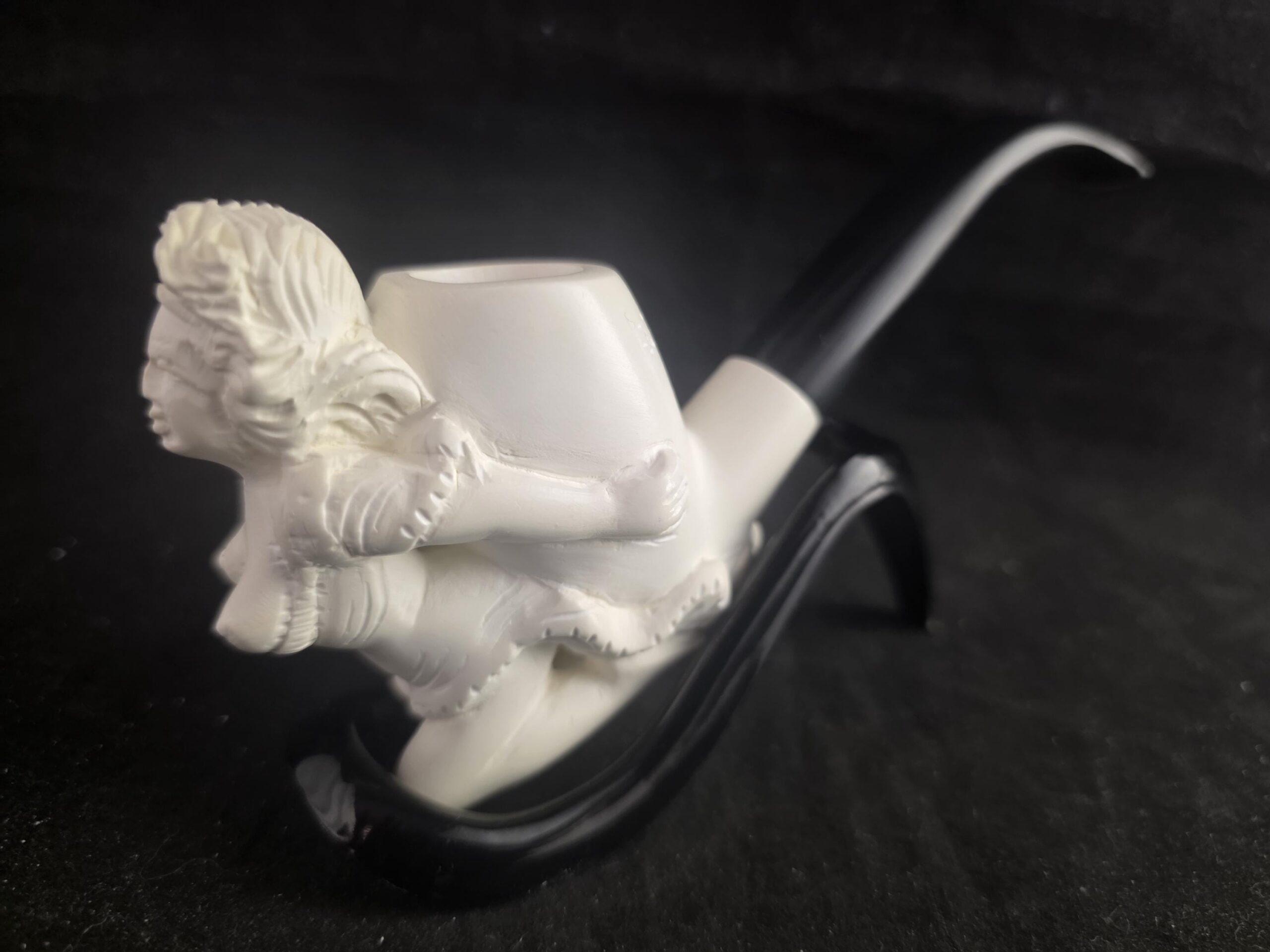 Pretty Lady Meerschaum Pipe with Acrylic Stem - Image 3