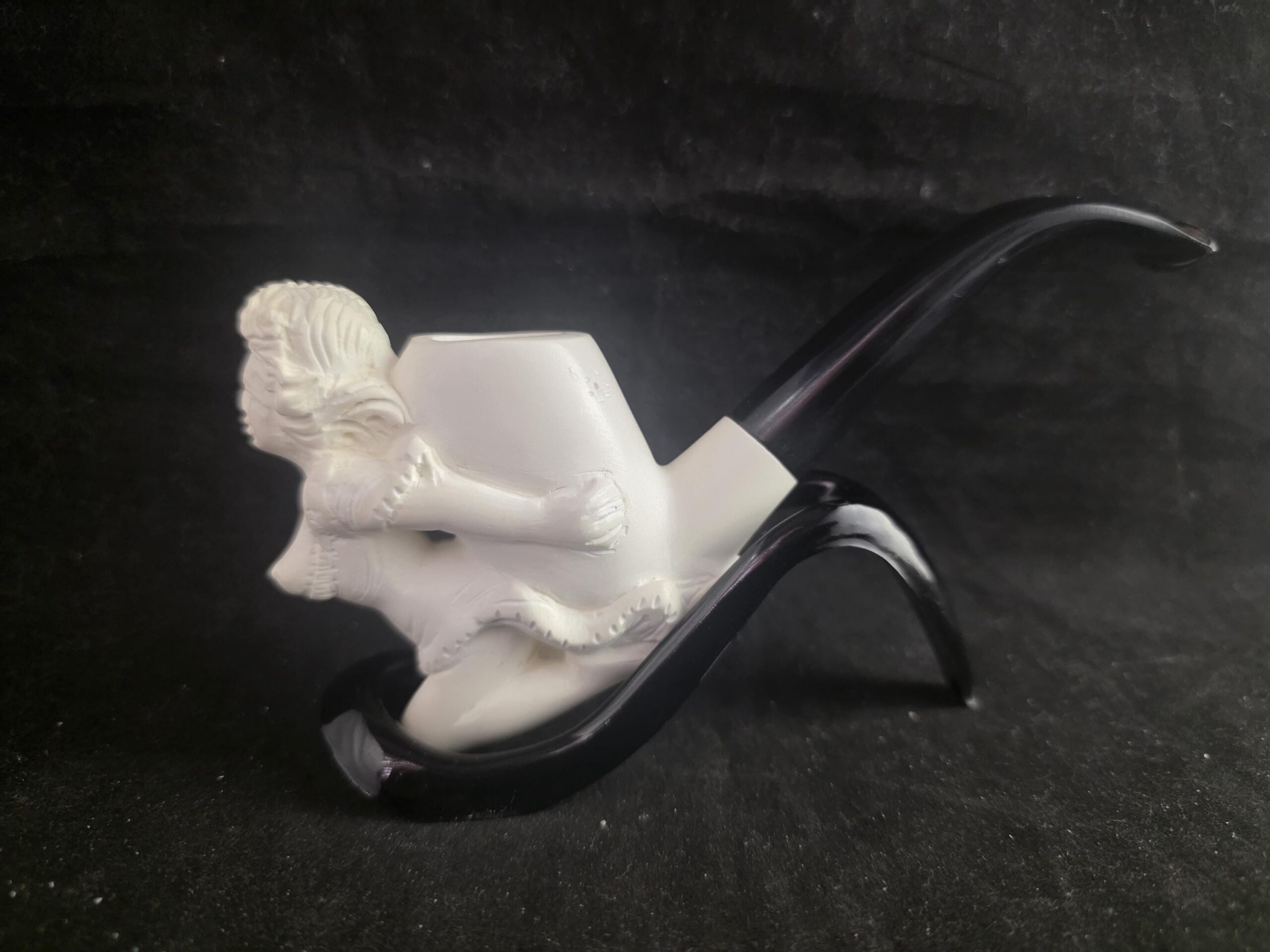 Pretty Lady Meerschaum Pipe with Acrylic Stem - Image 5