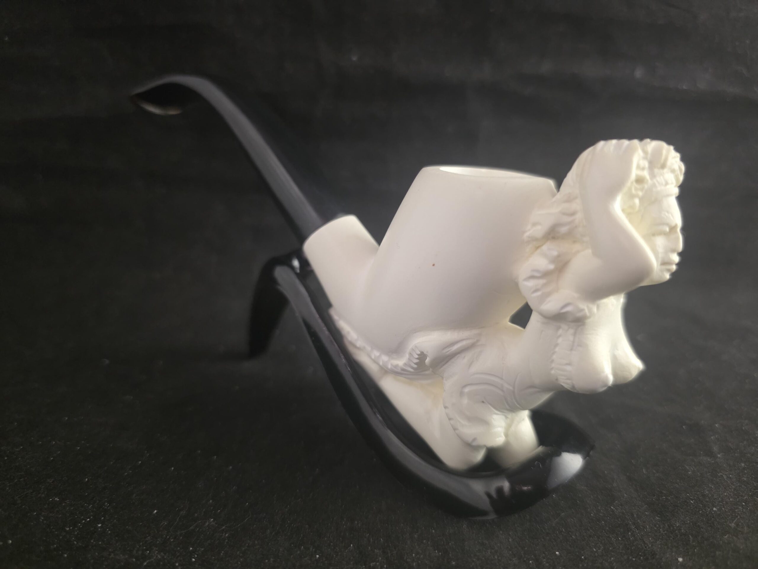 Pretty Lady Meerschaum Pipe with Acrylic Stem - Image 7