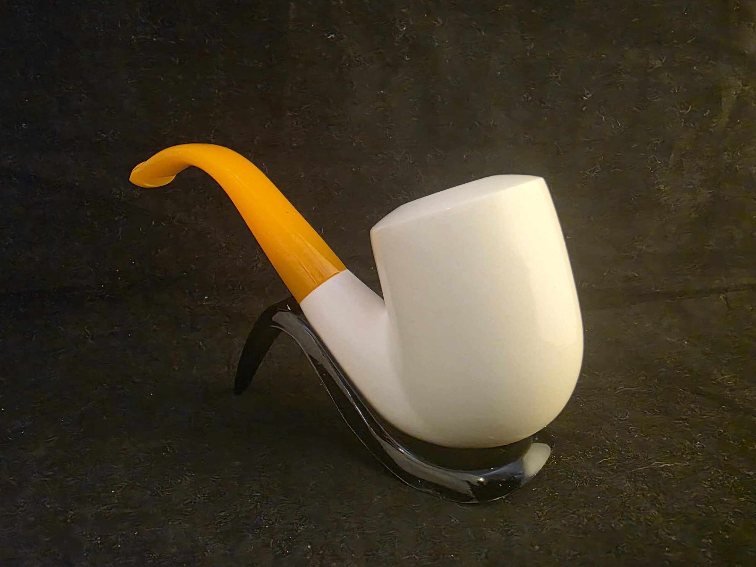SmoothClassic Meerschaum Pipe with Acrylic Stem, Hand Carved Pipe - Image 6