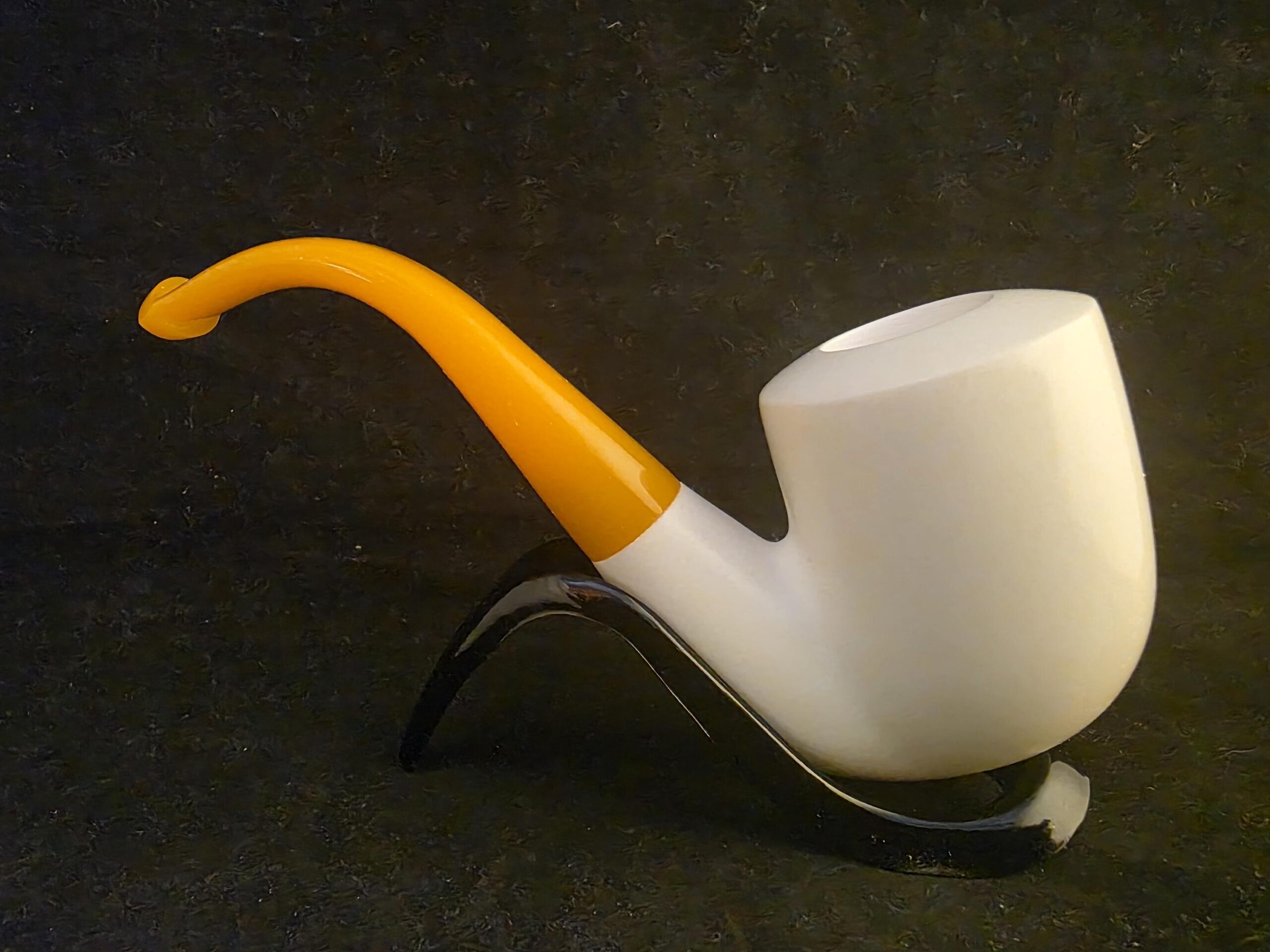 SmoothClassic Meerschaum Pipe with Acrylic Stem, Hand Carved Pipe - Image 7