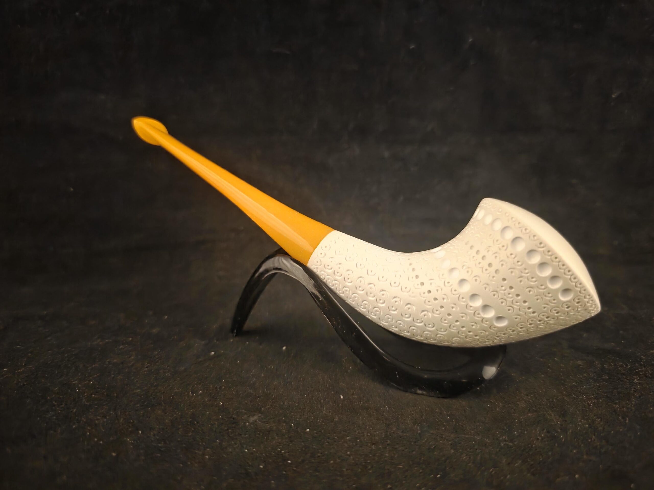Depicted Horn Design Meerschaum Pipe – Acrylic Stem