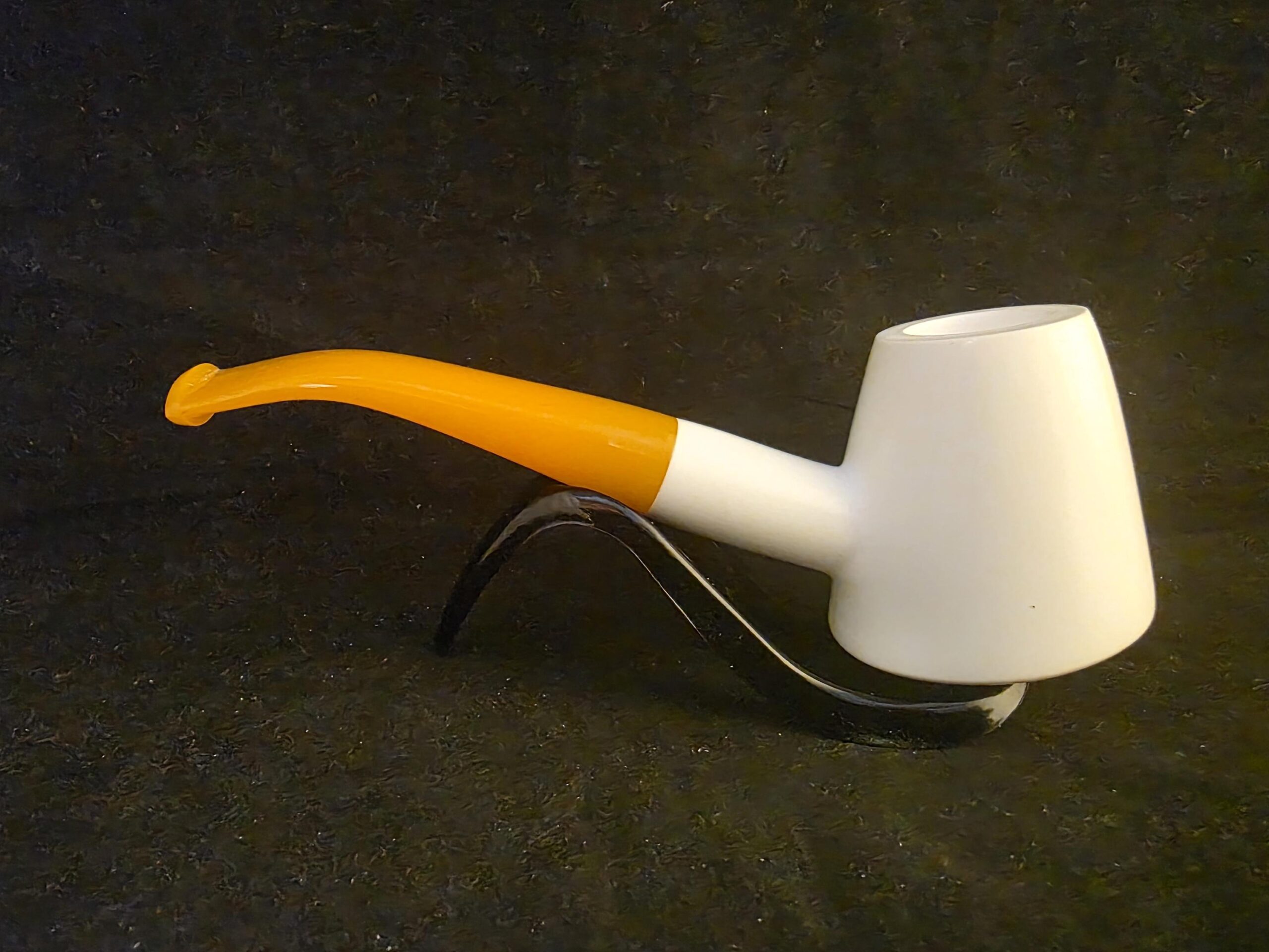Vulcanite Smooth Design Meerschaum Pipe with Acrylic Stem, Hand Carved Pipe - Image 4