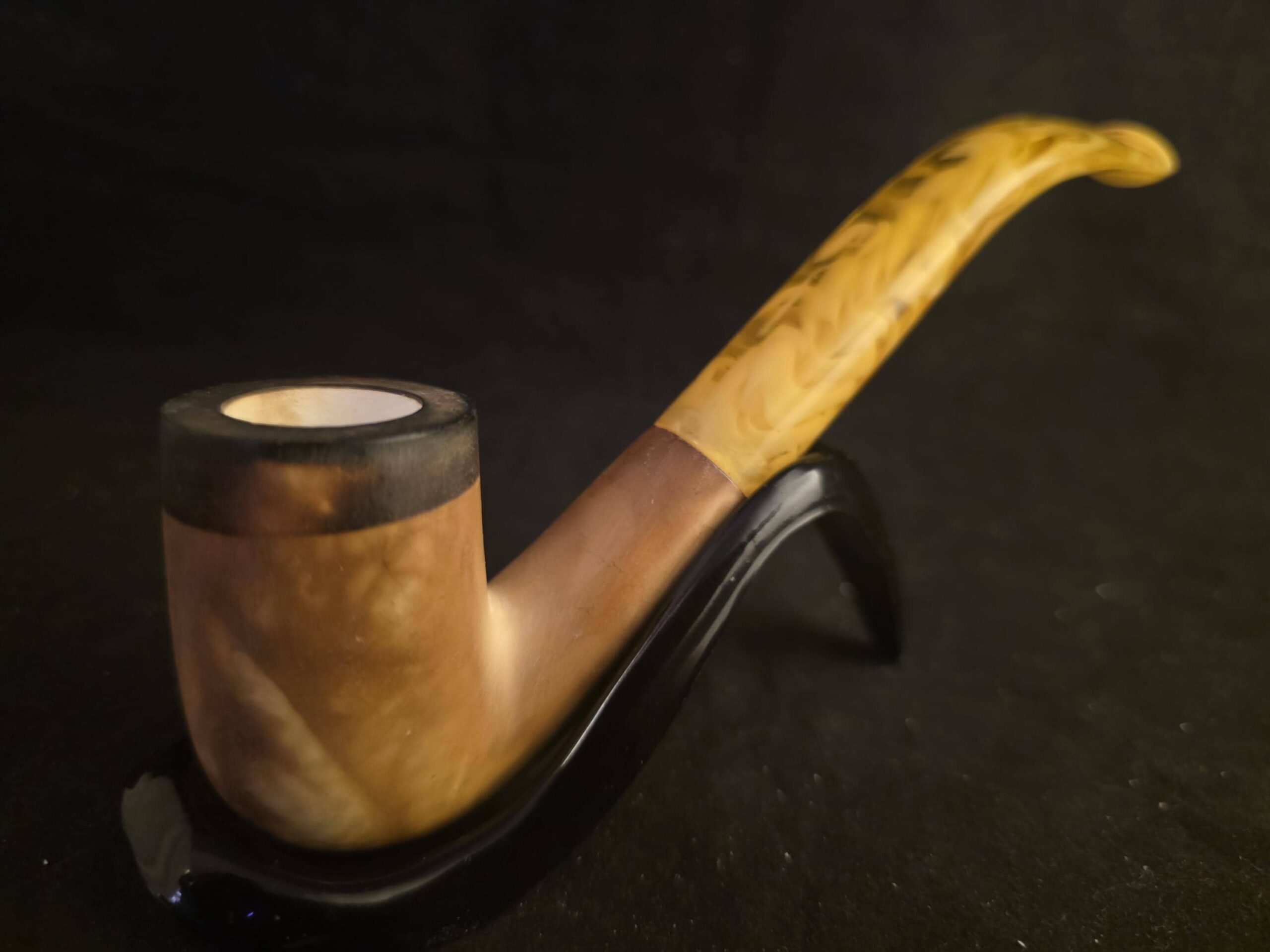 Hand-Carved Lee Van Cleef Meerschaum Pipe – Raindrop Carving – Block Meerschaum - Image 9