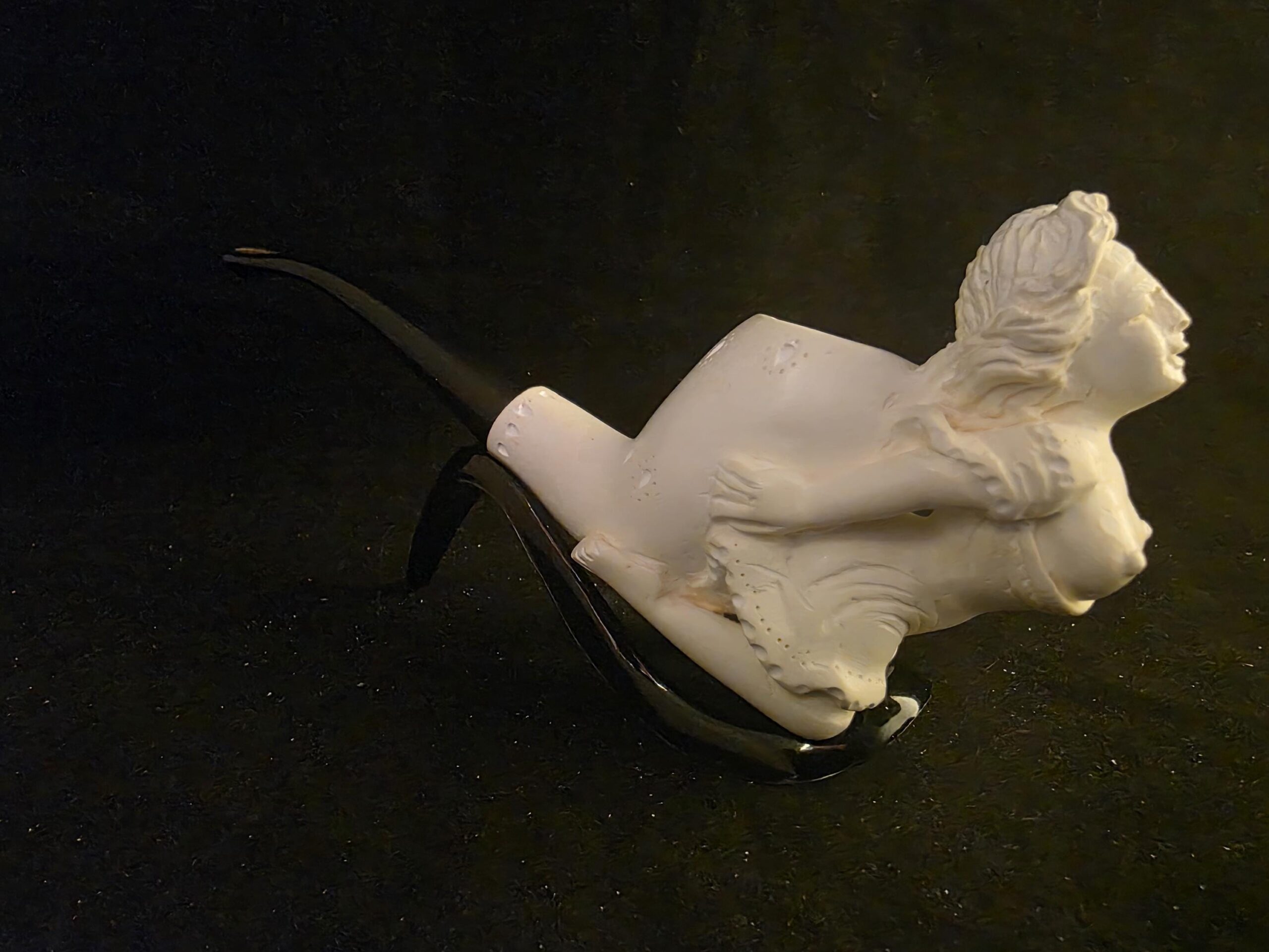 Pretty Lady Meerschaum Pipe with acrylic stem - Image 4