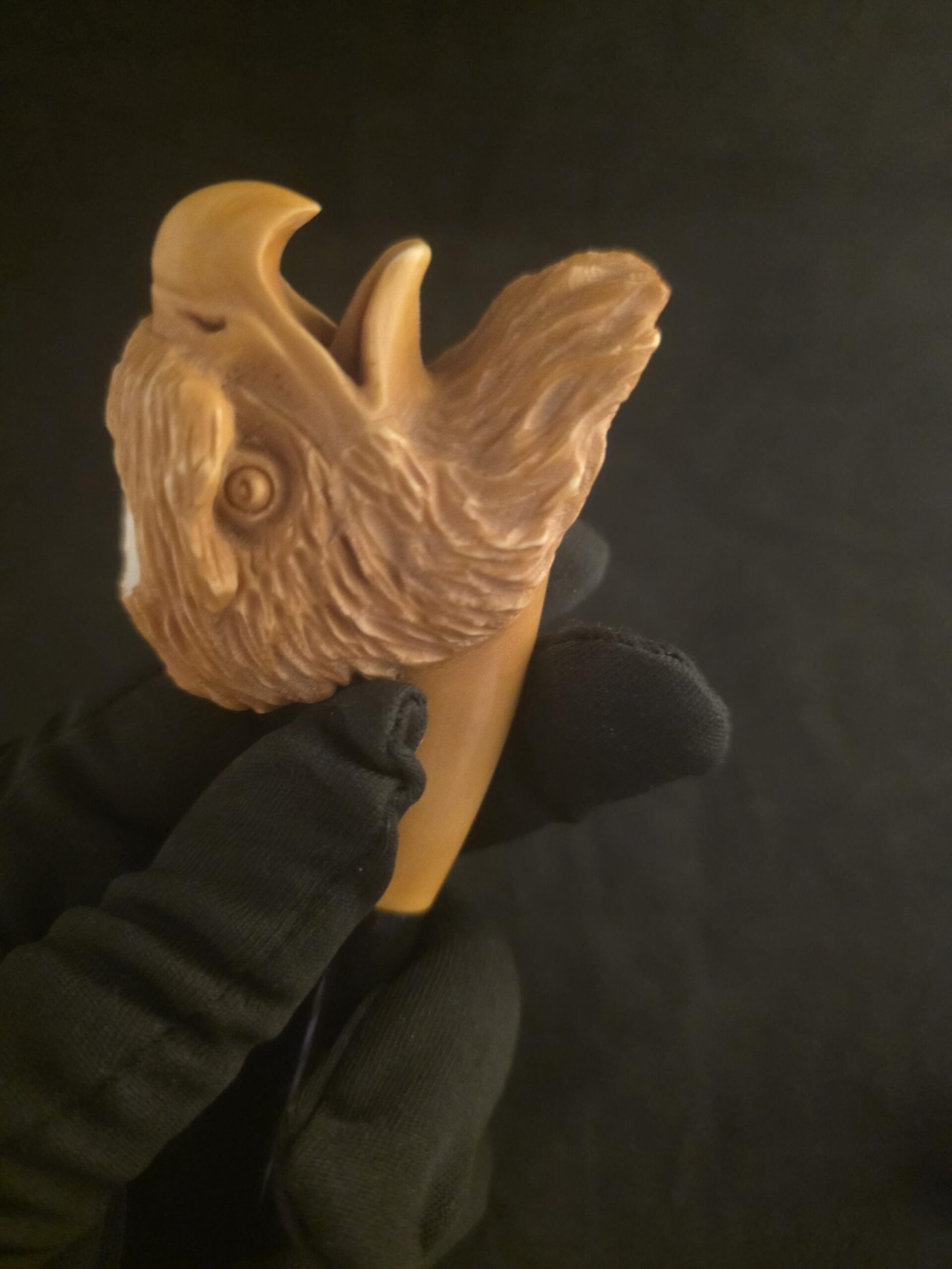 Hand-Carved Lion Figure Block Meerschaum Pipe with fitted case and Acrylic Stem – Signed Artist Piece - Image 10