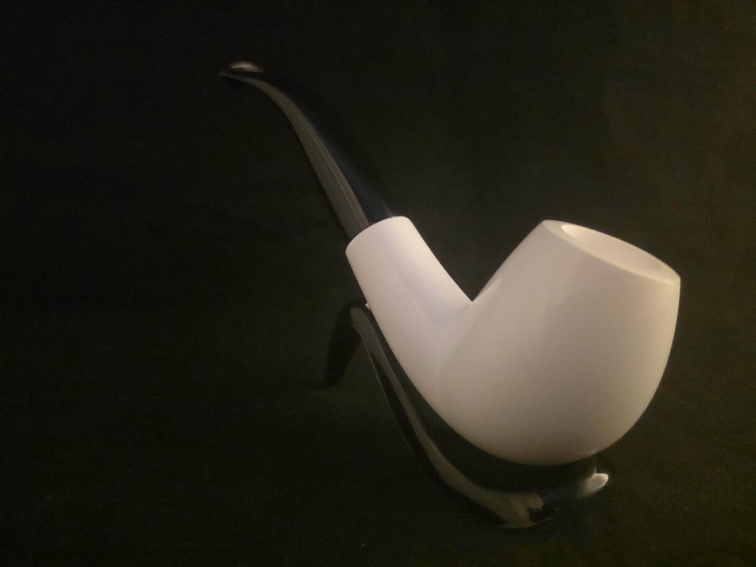 Hand-Carved Apple Figure block Meerschaum Pipe with Acrylic Stem - Image 2
