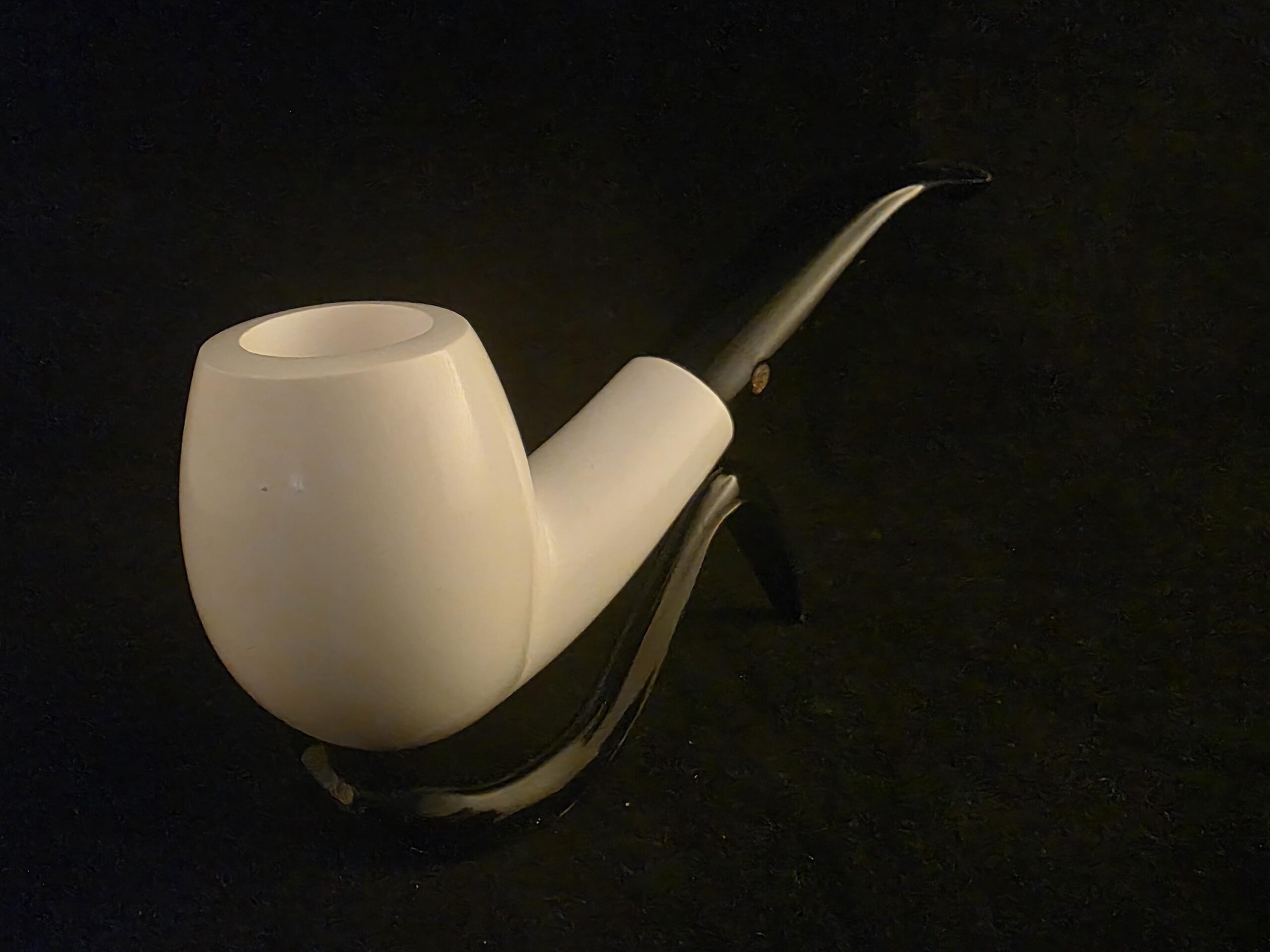 Hand-Carved Apple Figure block Meerschaum Pipe with Acrylic Stem - Image 3