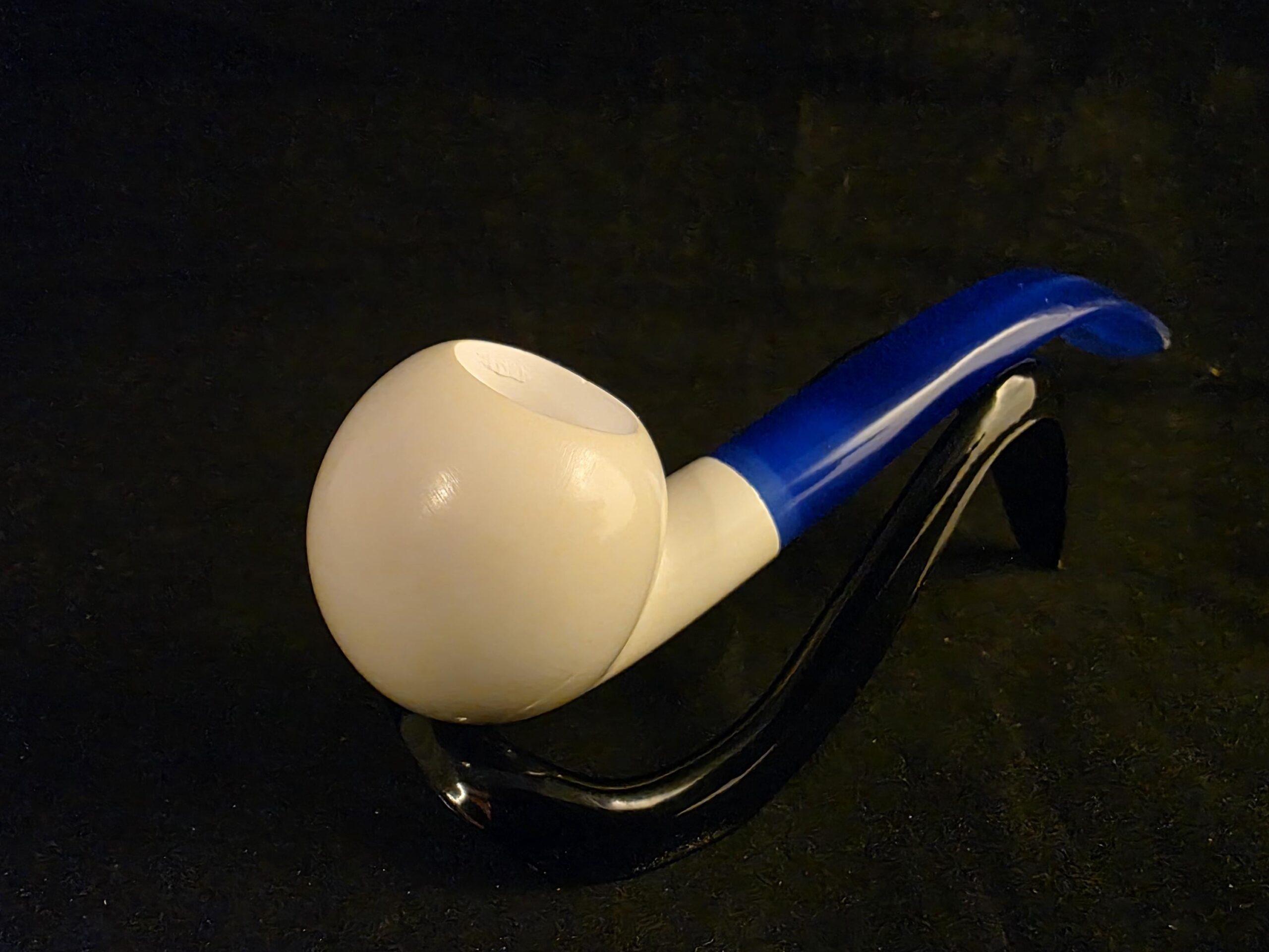 Budget-Friendly SmoothApple Meerschaum Pipe with Acrylic Stem - Image 10
