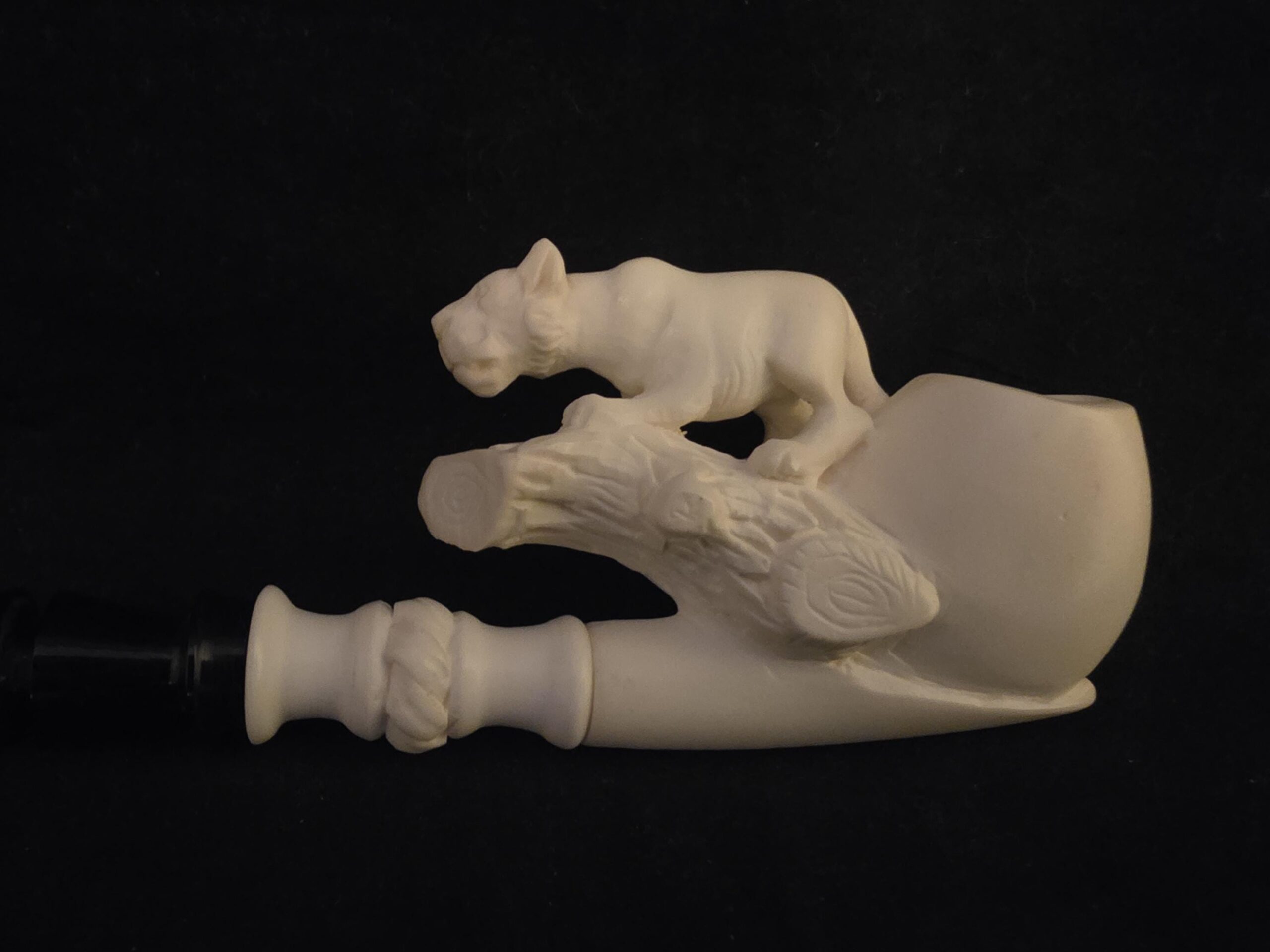 Hand Carved Hunting Lion Block Meerschaum Pipe Acrylic Stem Collectible Pipe - Image 9