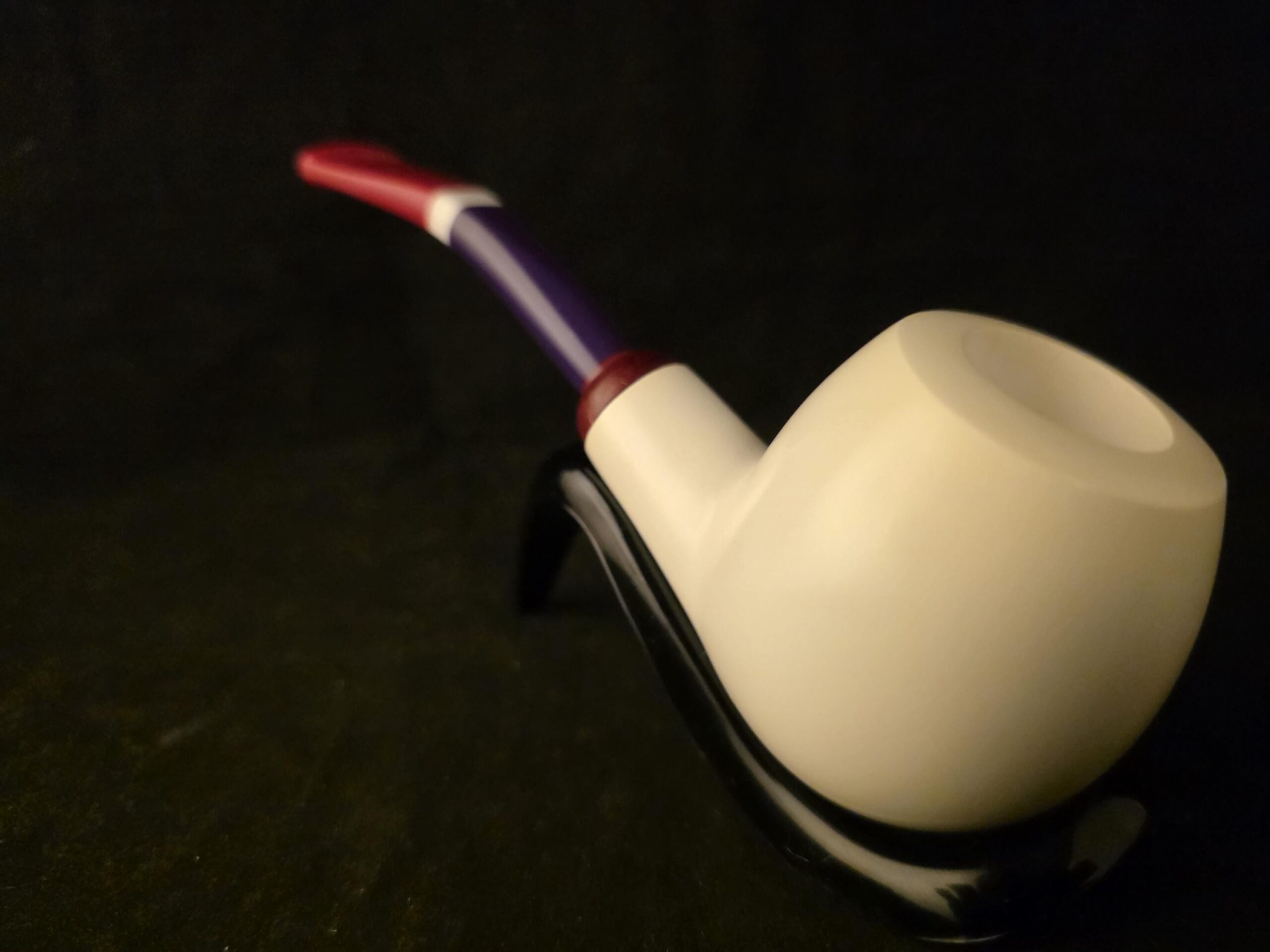 Smooth Apple Meerschaum Pipe, Unique Color Stem, Genuine Block, Fitted Case, Handmade Collectible - Image 6
