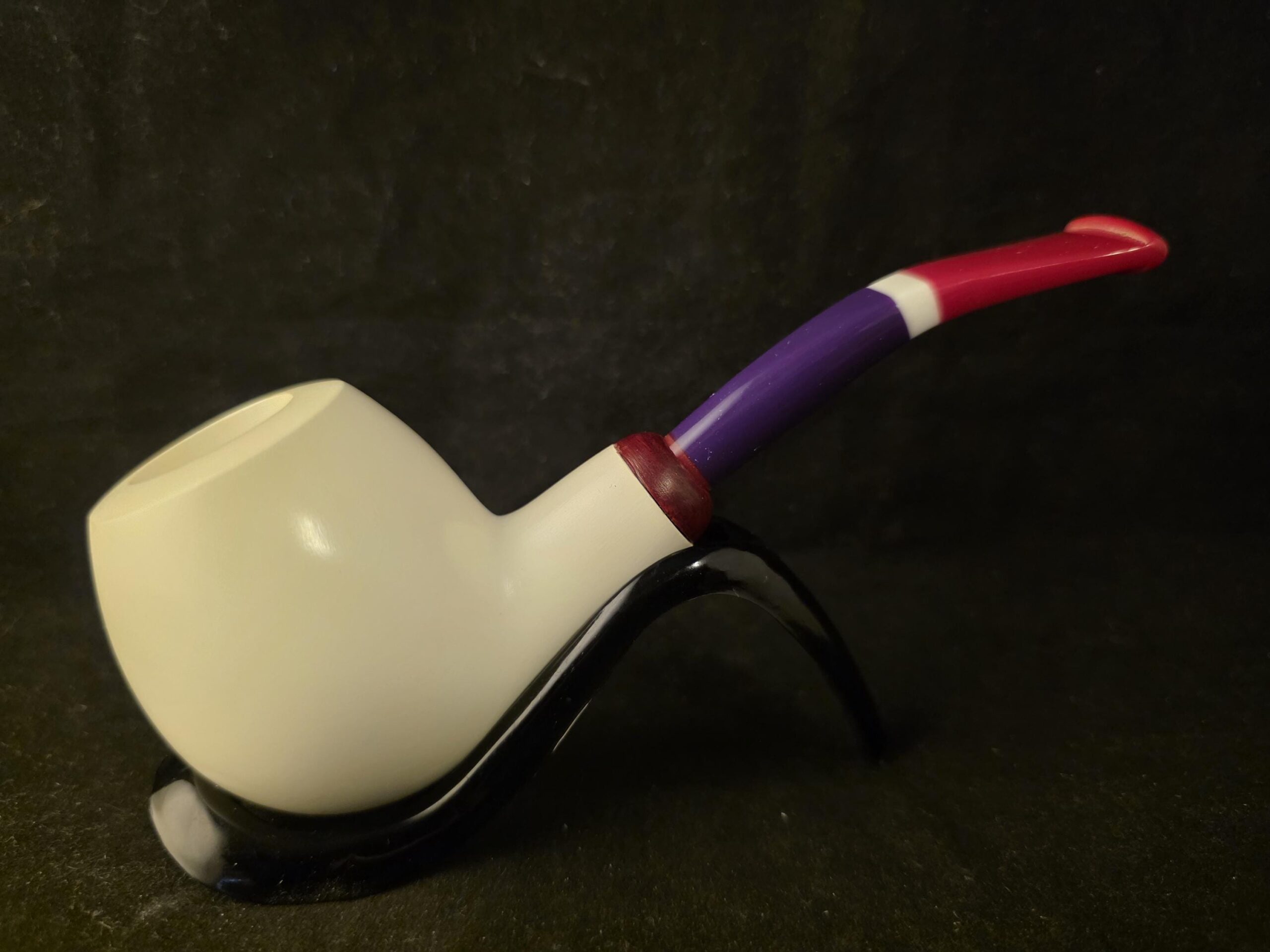 Smooth Apple Meerschaum Pipe, Unique Color Stem, Genuine Block, Fitted Case, Handmade Collectible - Image 2